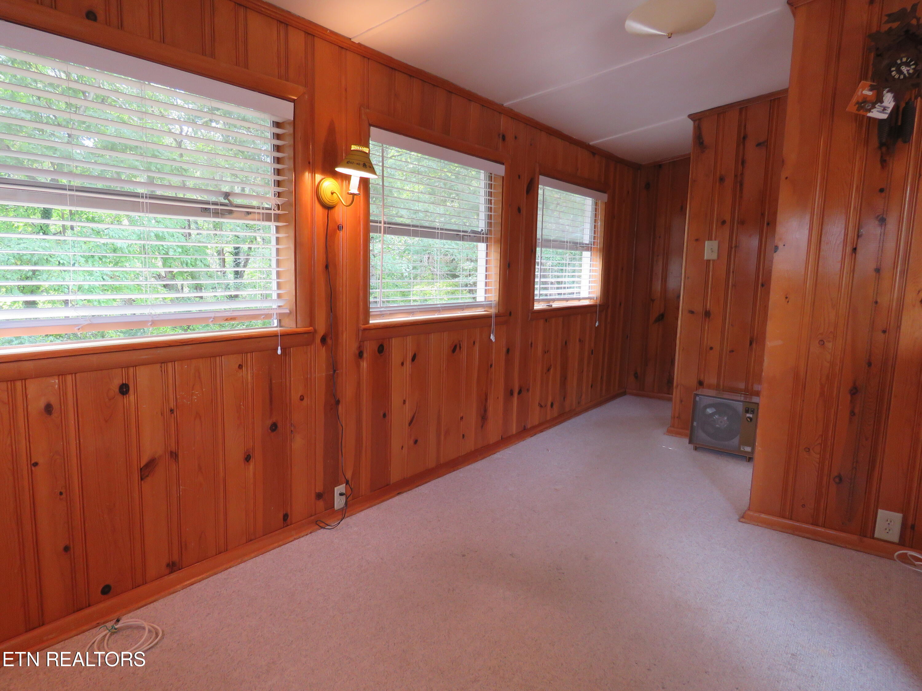 106 Norwood Lane Oak Ridge TN 37830
