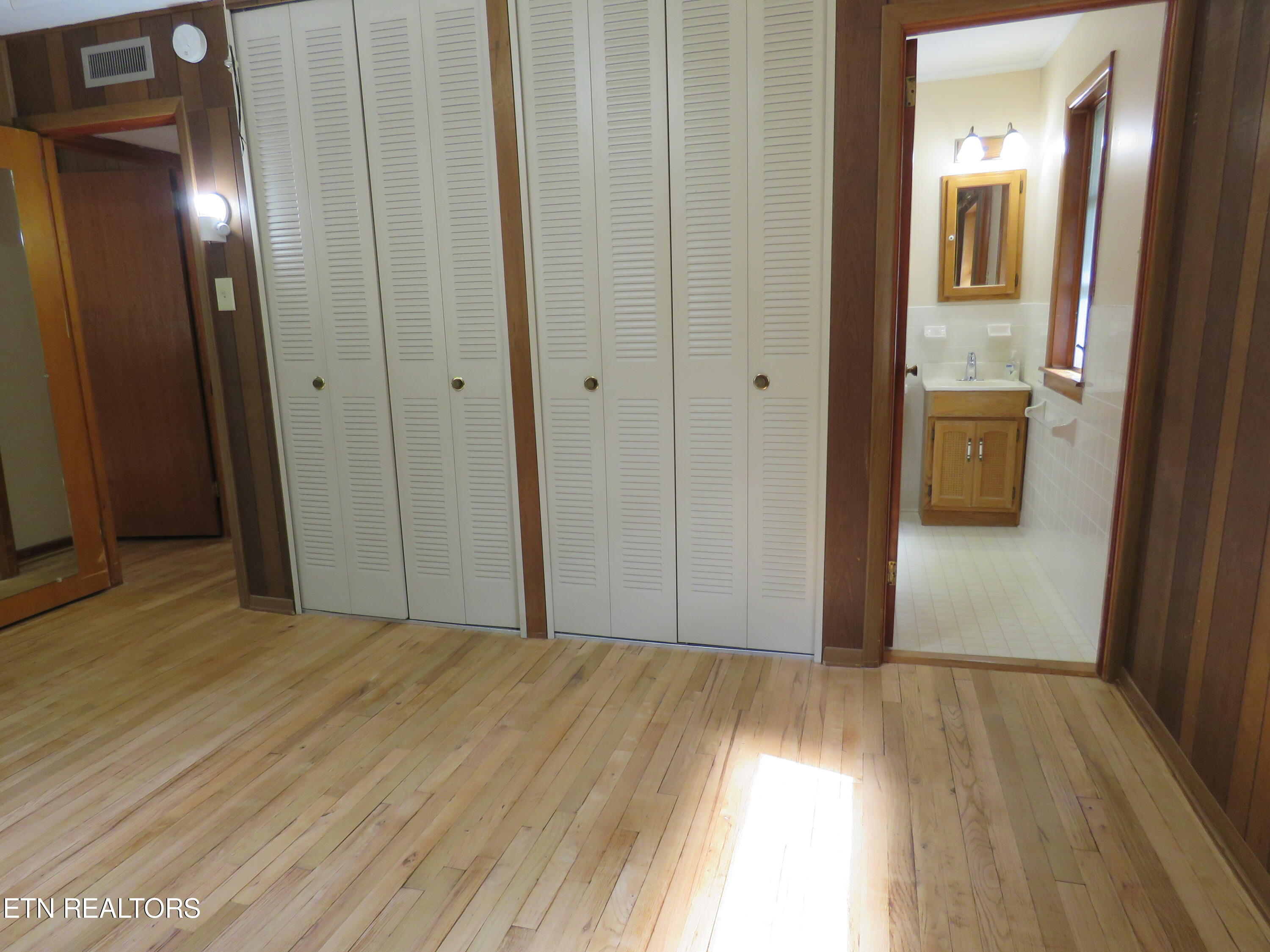 106 Norwood Lane Oak Ridge TN 37830