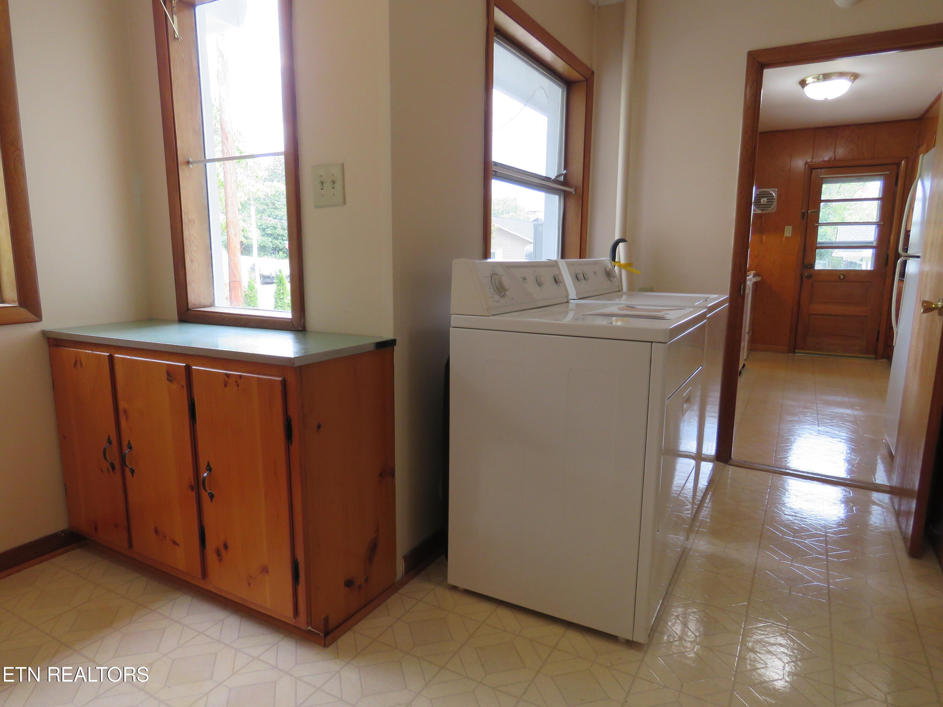 106 Norwood Lane Oak Ridge TN 37830