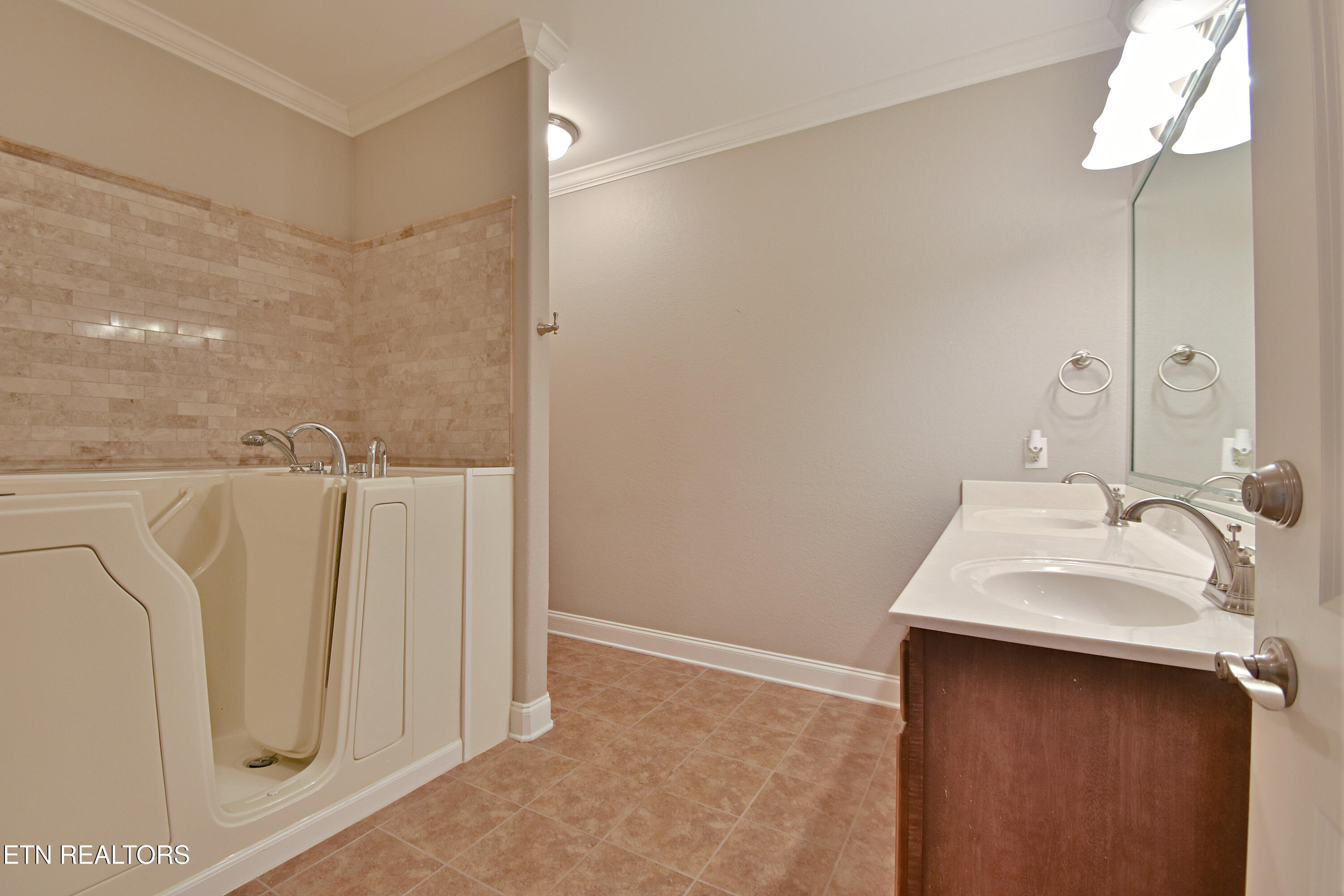 10111 Autumn Valley Lane Knoxville TN 37922