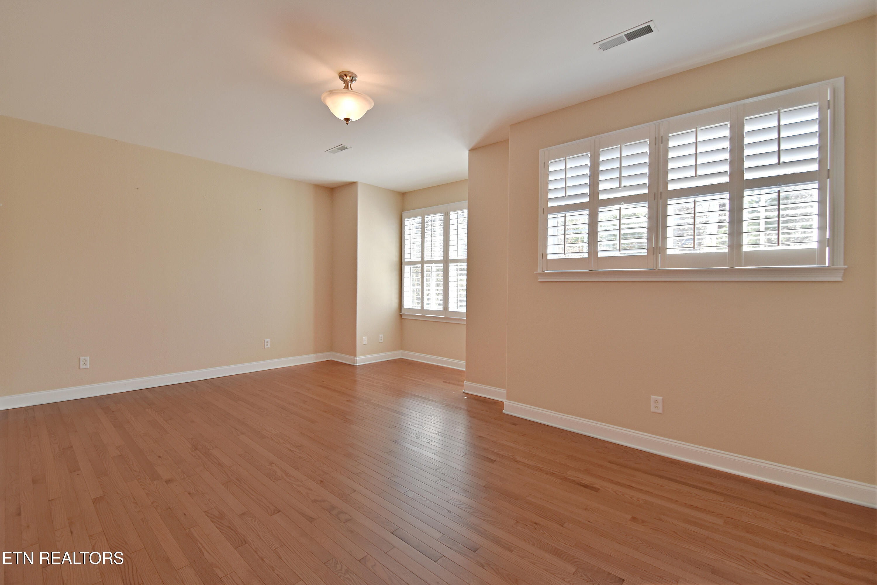 10111 Autumn Valley Lane Knoxville TN 37922