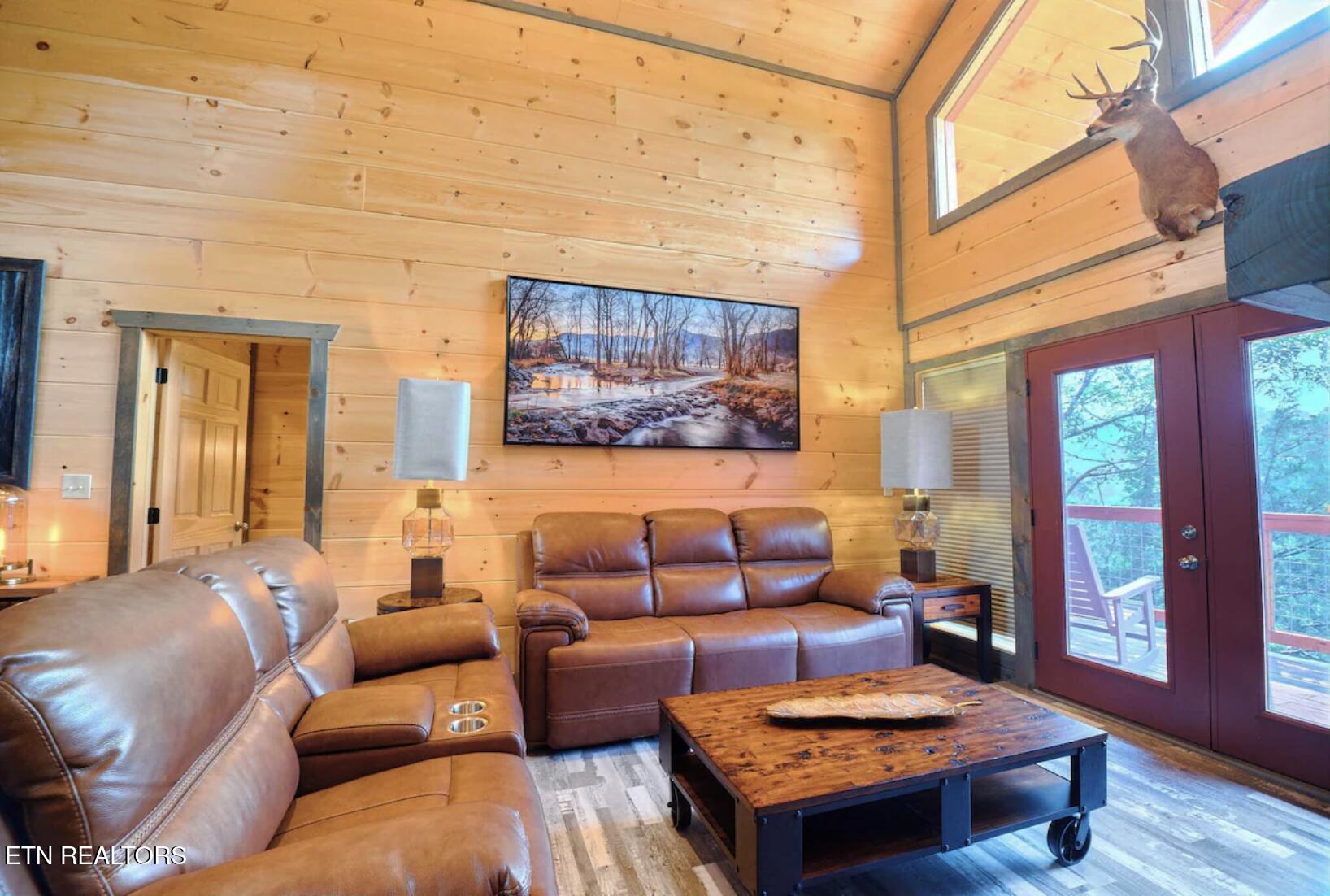1908 Eagle Court Sevierville TN 37876