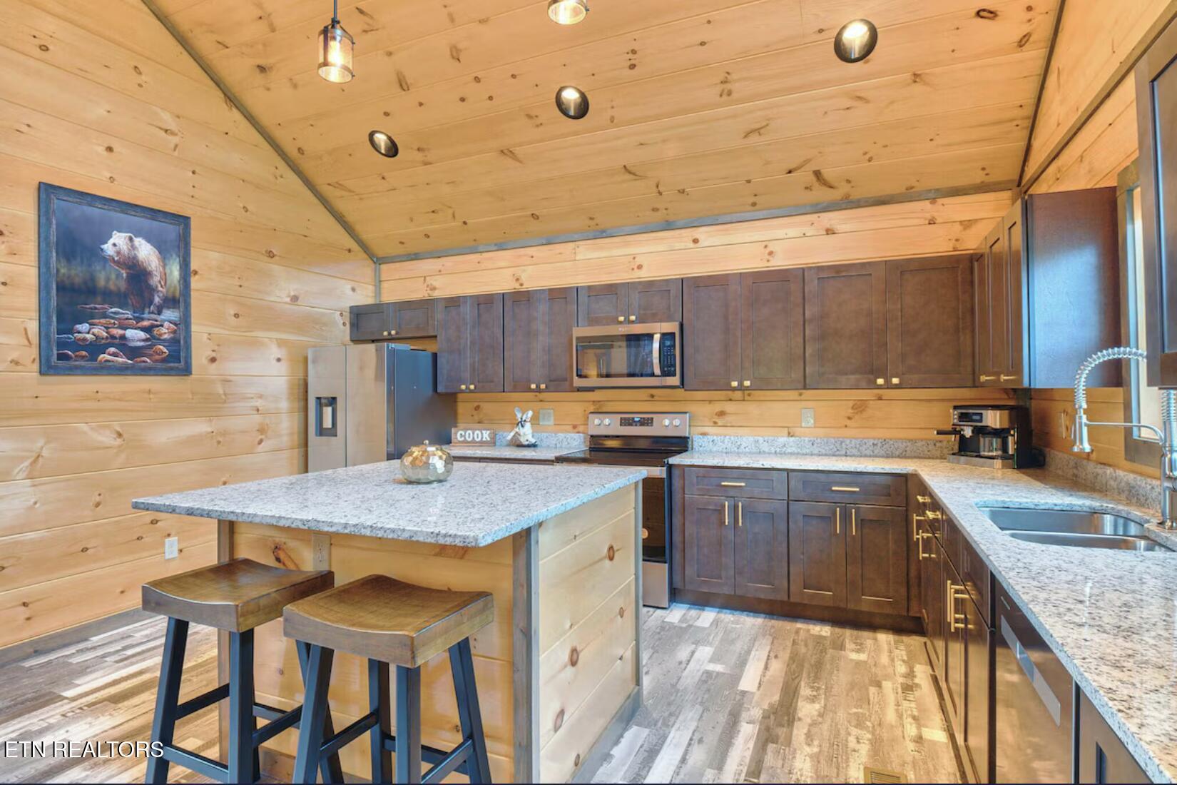 1908 Eagle Court Sevierville TN 37876