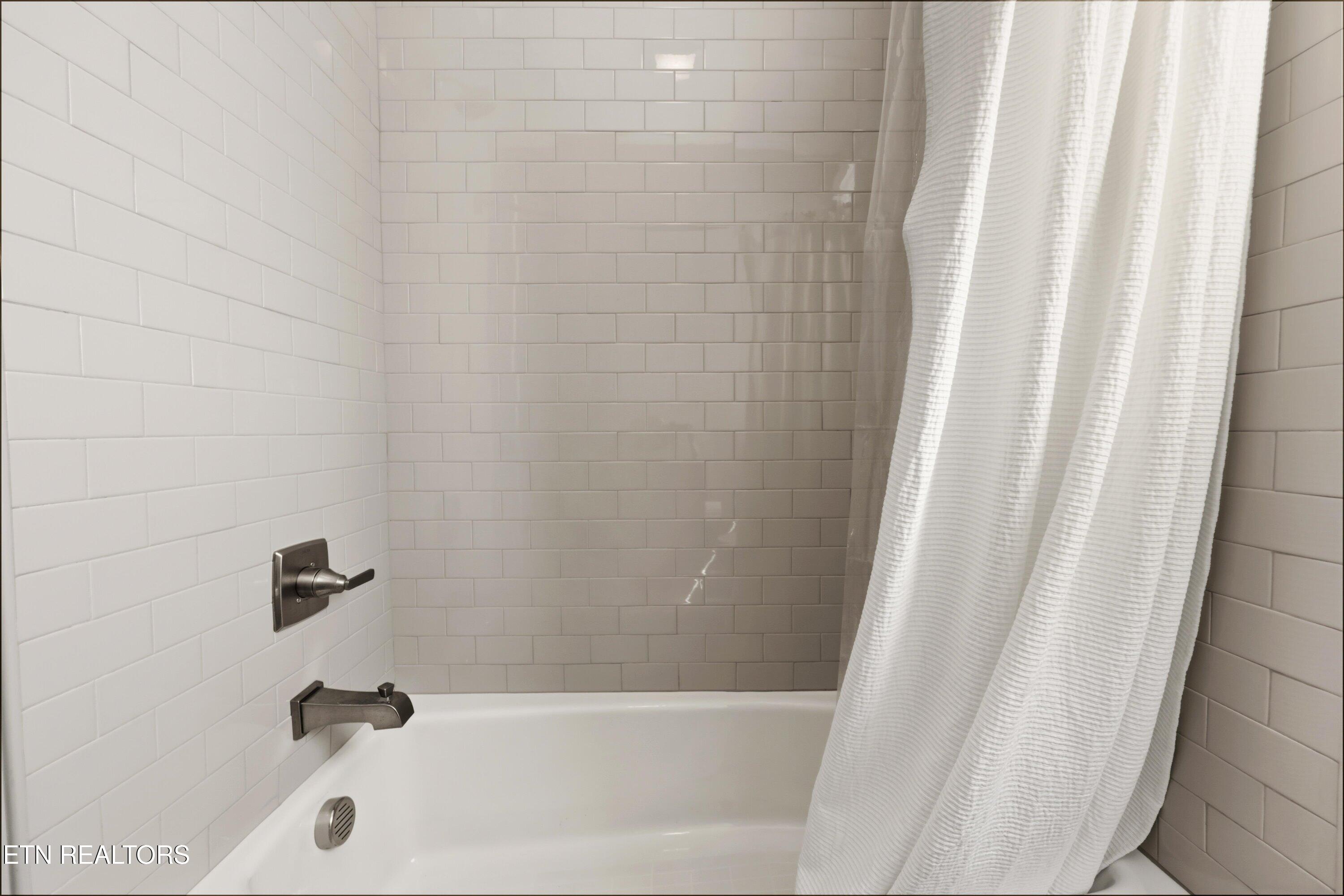 1317 Turning Leaf Lane Knoxville TN 37922