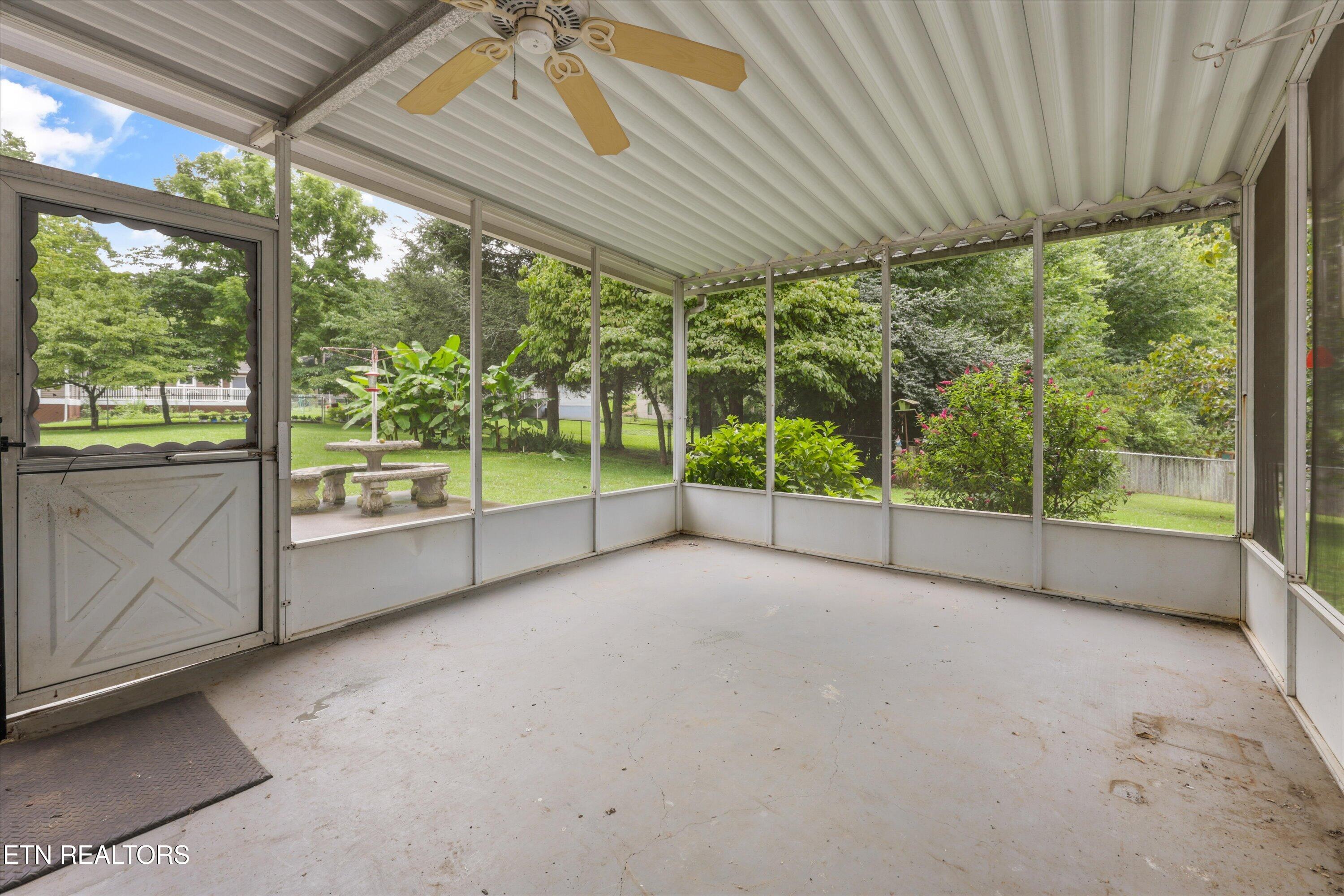 1809 Andes Road Knoxville TN 37931
