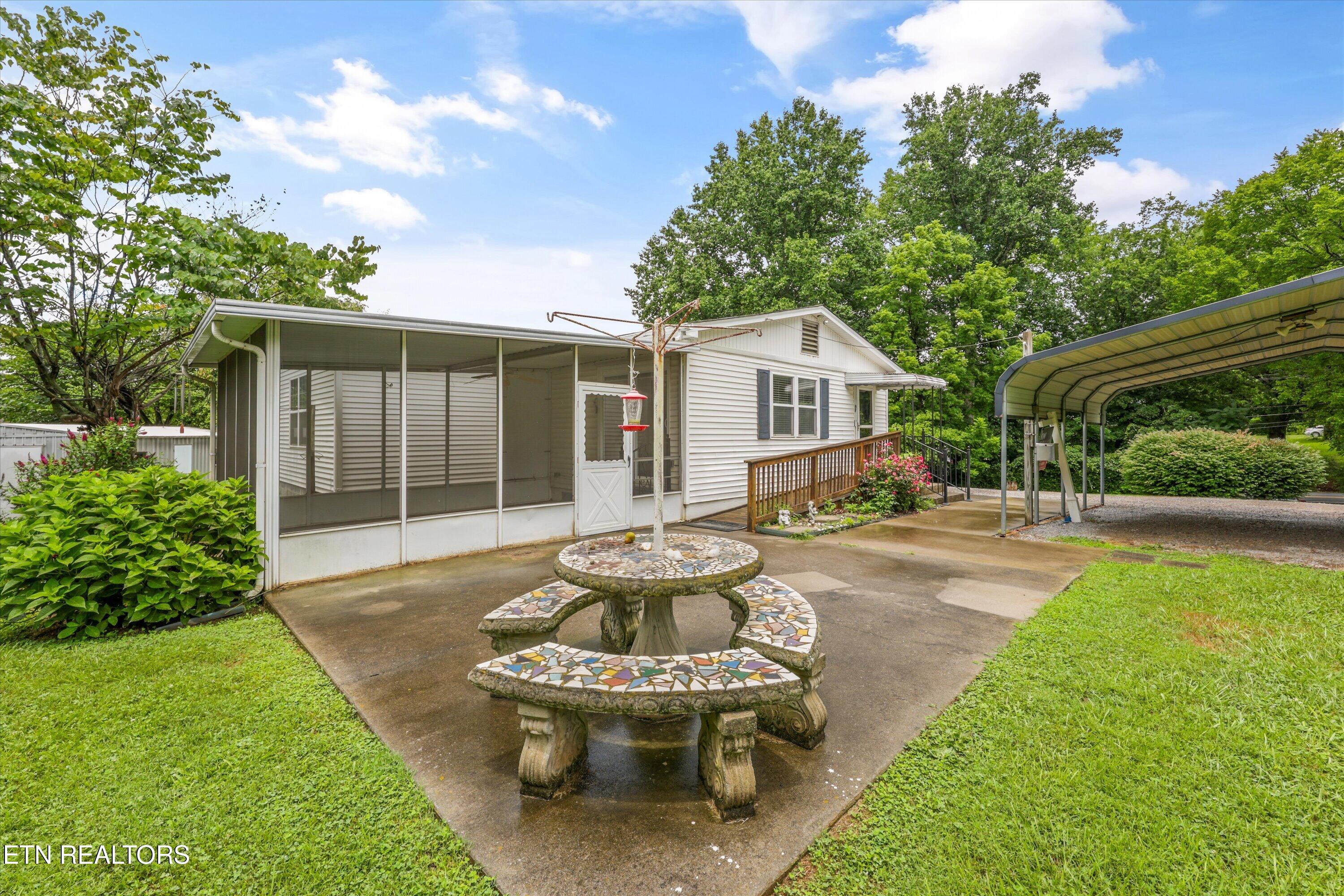 1809 Andes Road Knoxville TN 37931