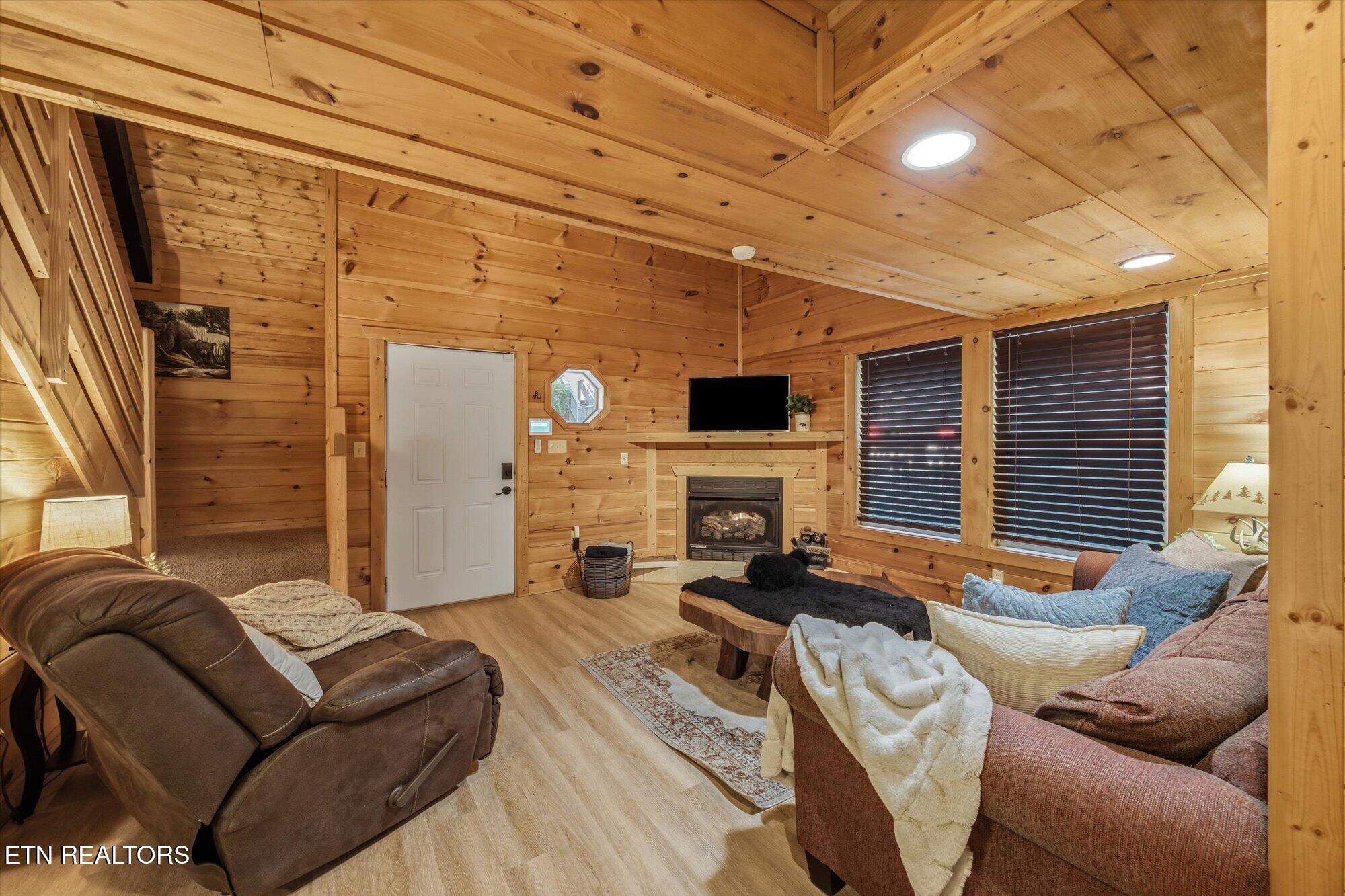 661 Morning Mist Way Gatlinburg TN 37738