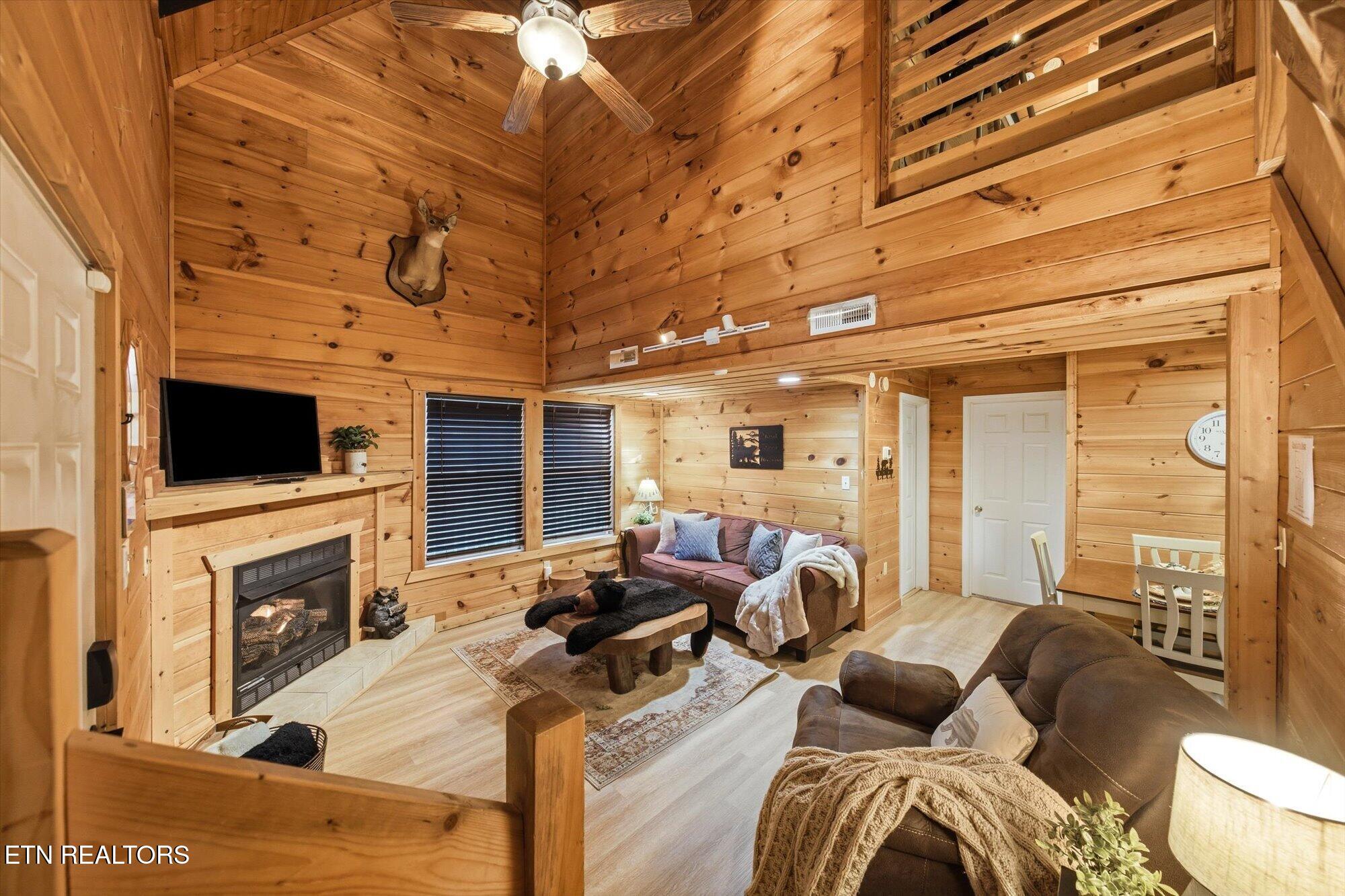 661 Morning Mist Way Gatlinburg TN 37738