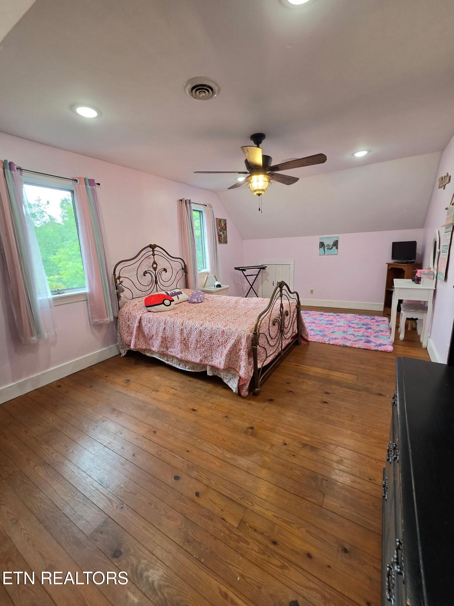 141 Central Avenue Robbins TN 37852