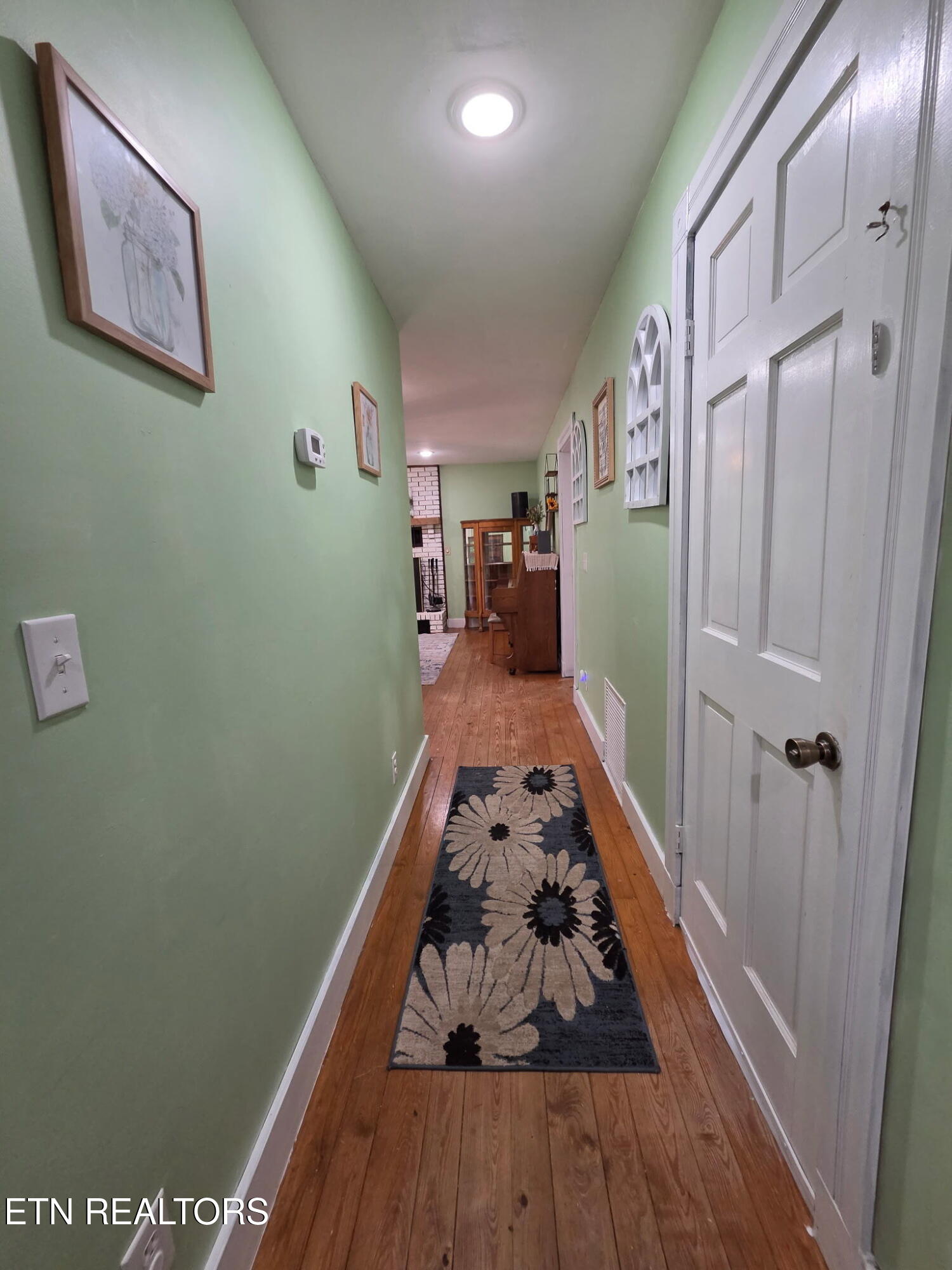 141 Central Avenue Robbins TN 37852