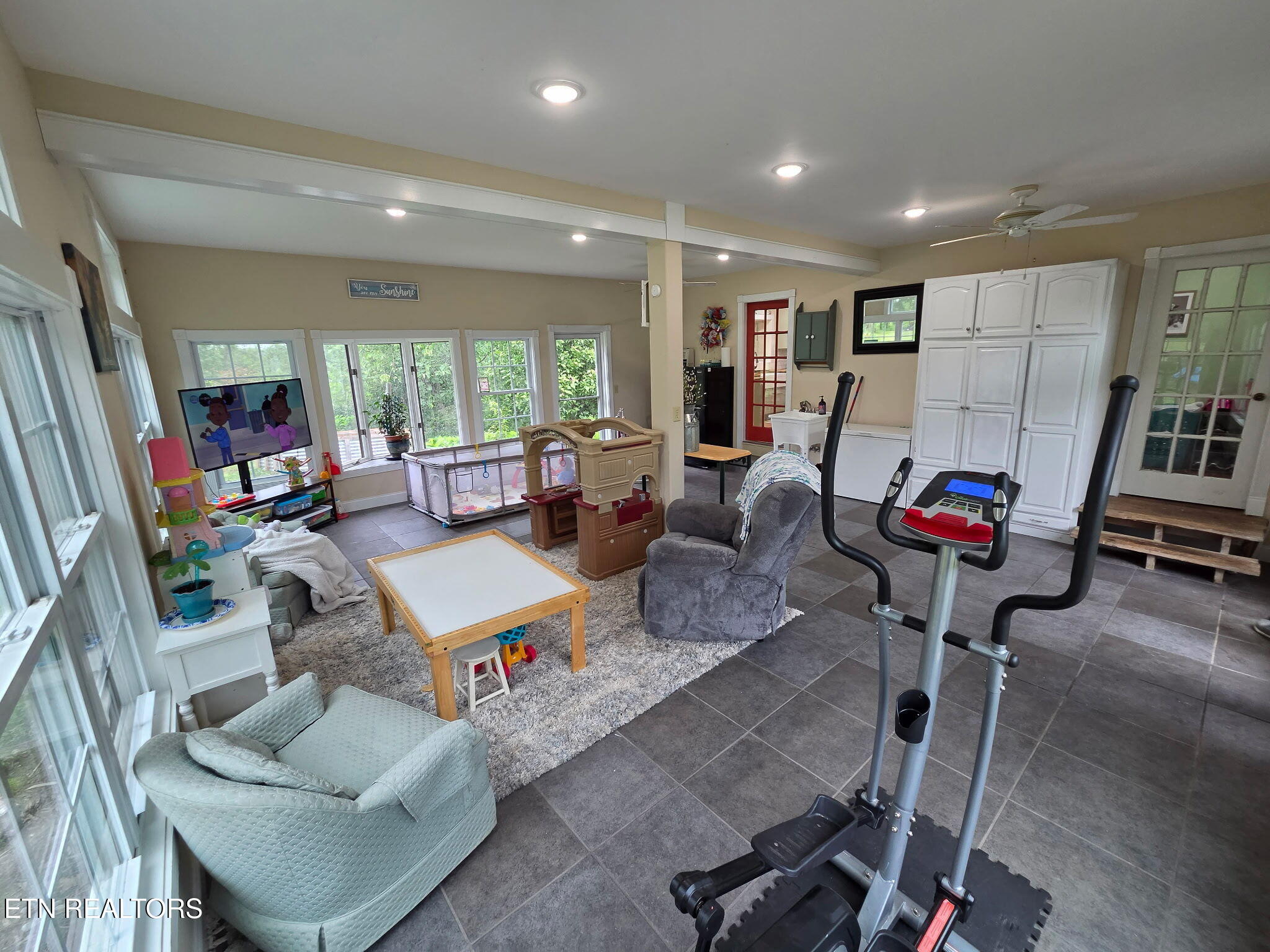 141 Central Avenue Robbins TN 37852
