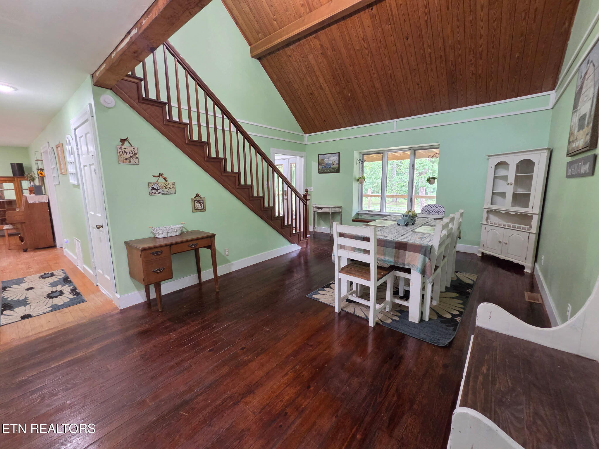 141 Central Avenue Robbins TN 37852