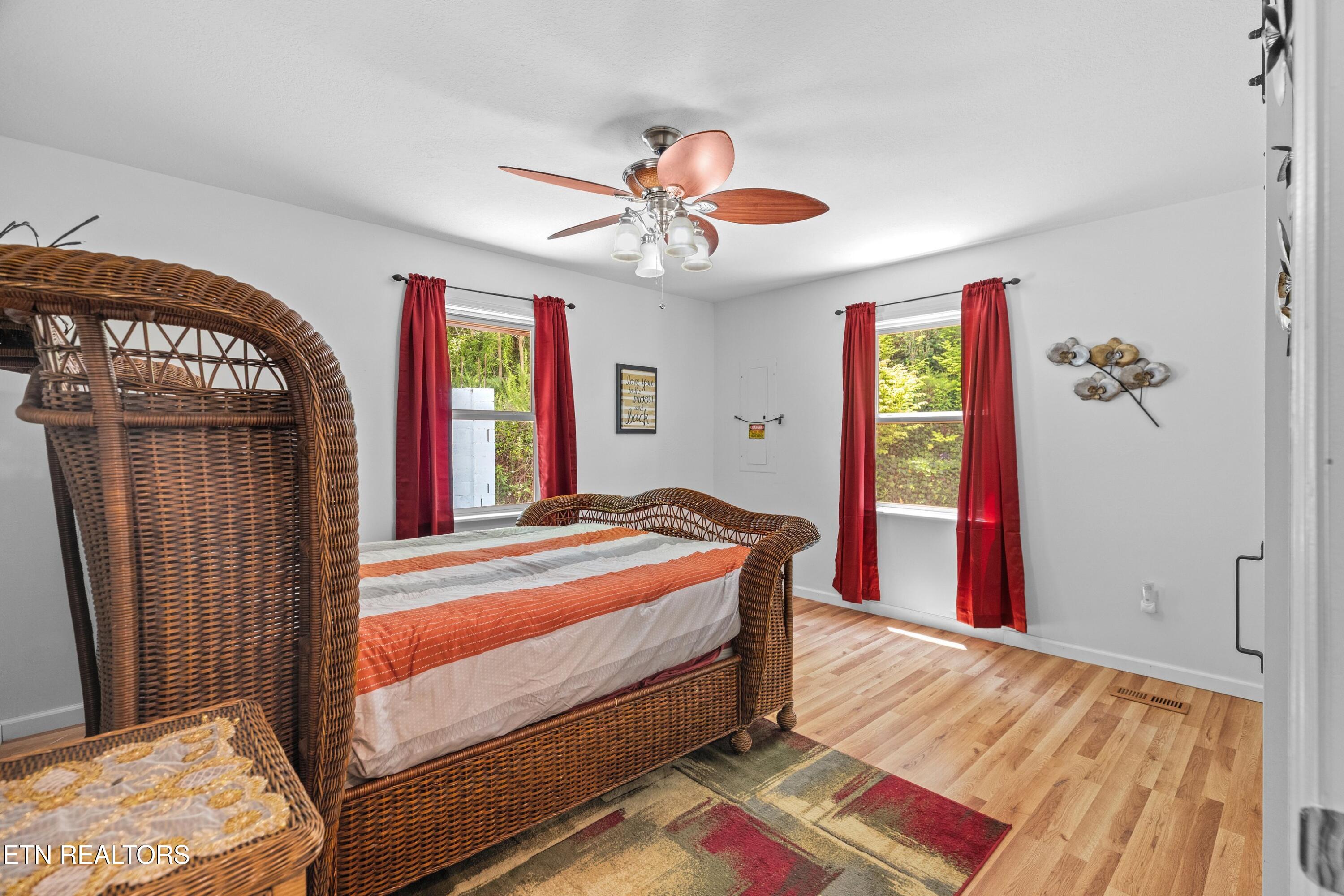 2759 Wildwood Road Dandridge TN 37725