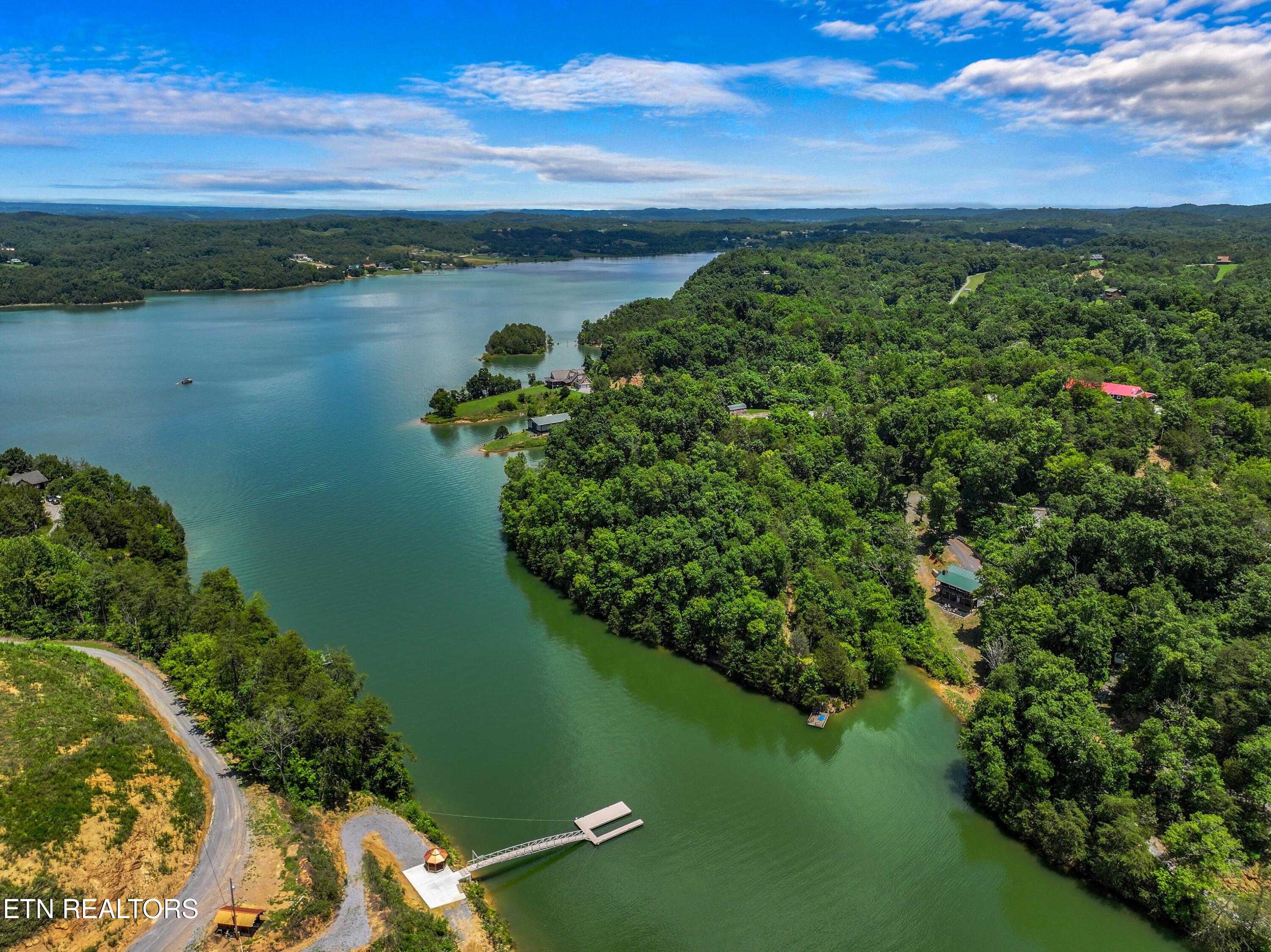 2759 Wildwood Road Dandridge TN 37725
