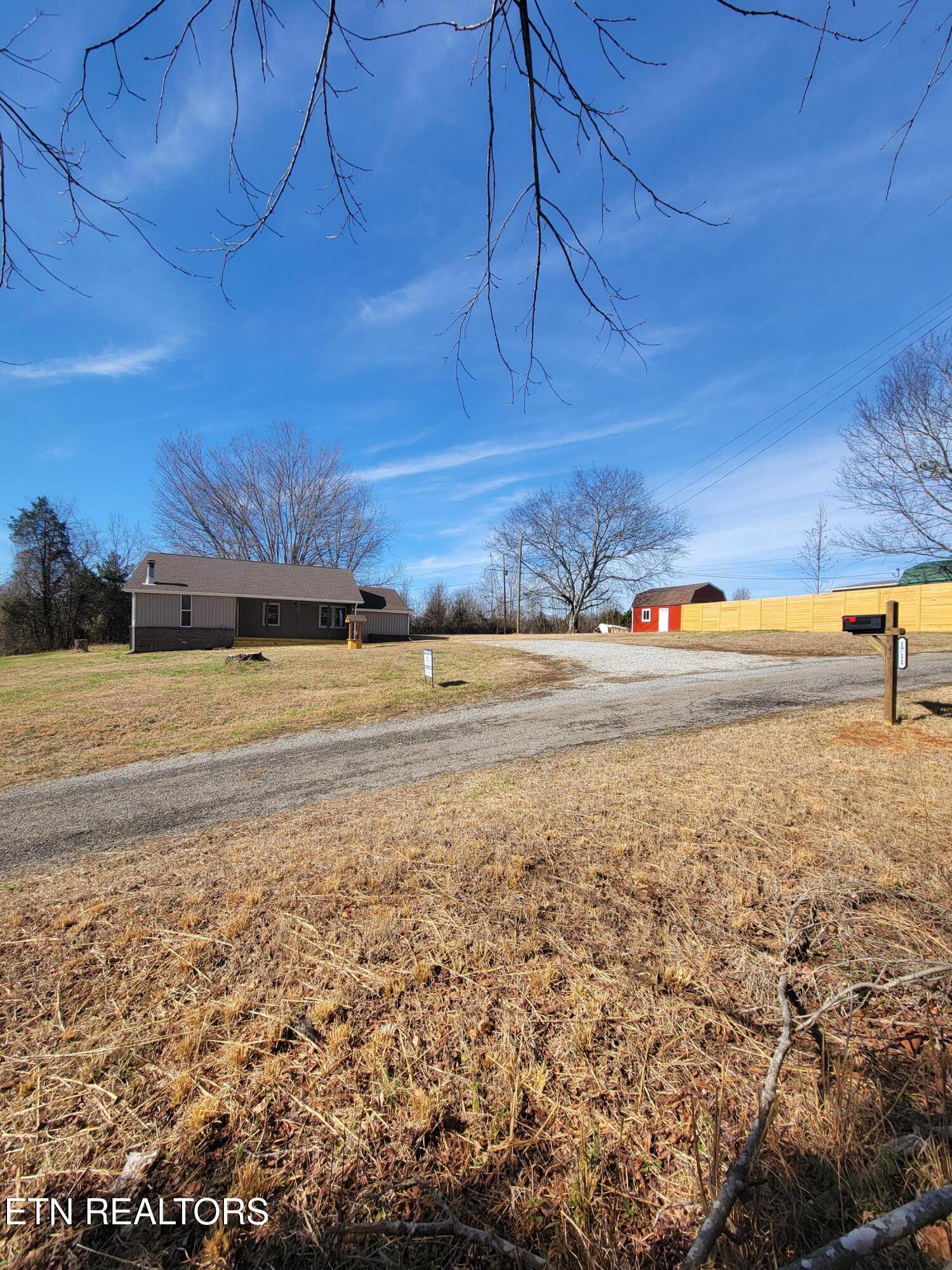1711 Haire Road Dandridge TN 37725