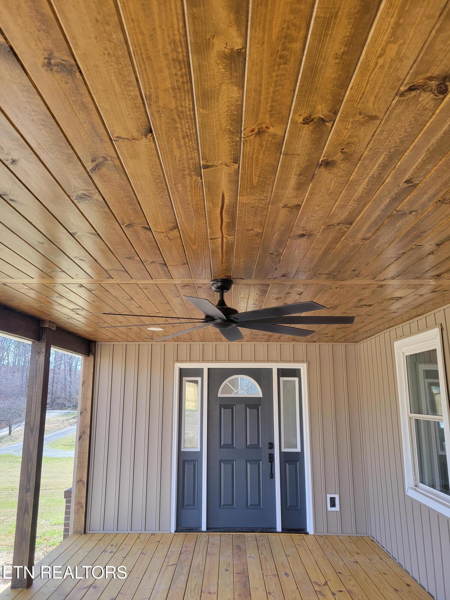 1711 Haire Road Dandridge TN 37725