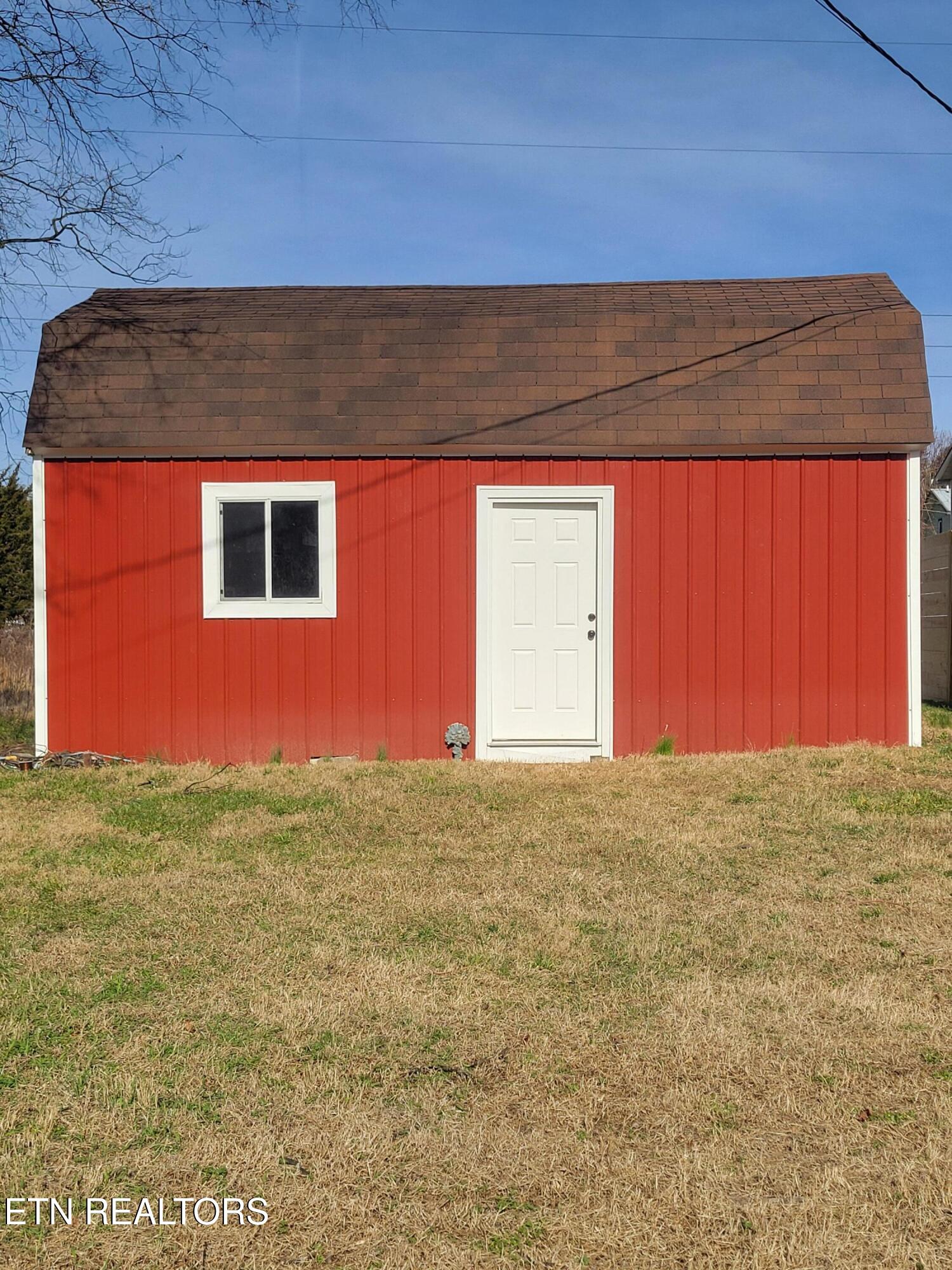 1711 Haire Road Dandridge TN 37725