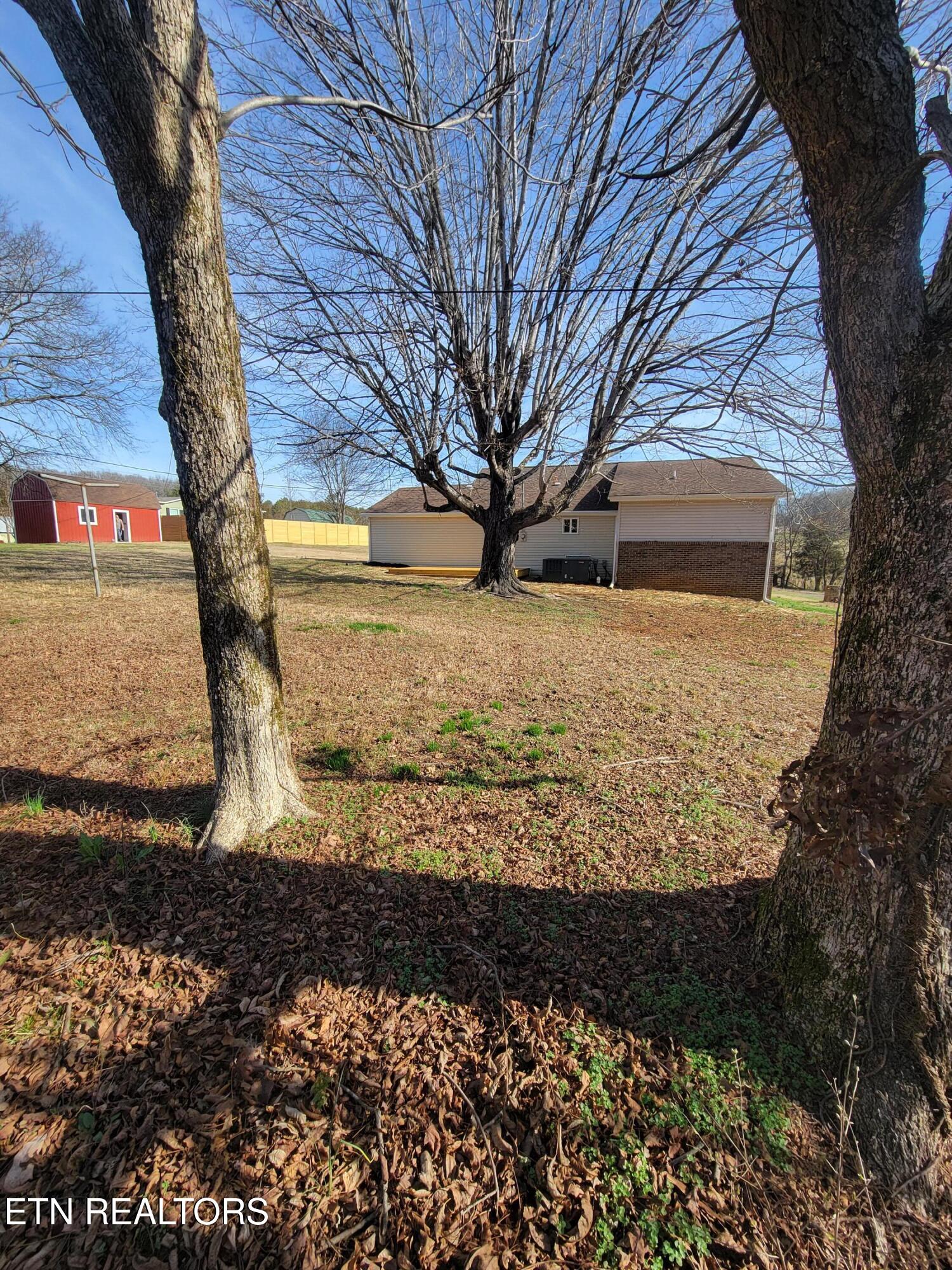 1711 Haire Road Dandridge TN 37725