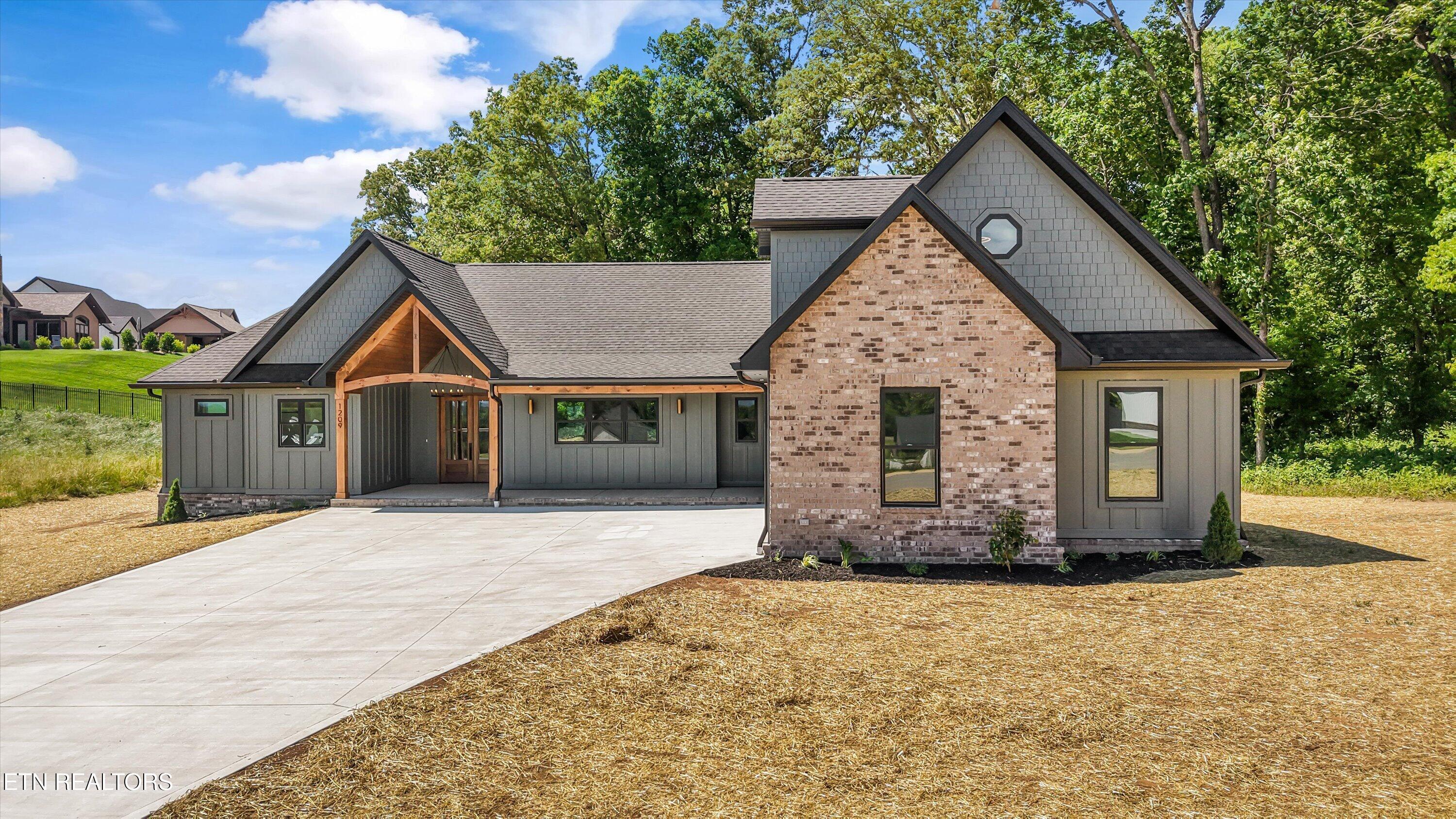 1209 Kellys View Drive Greenback TN 37742