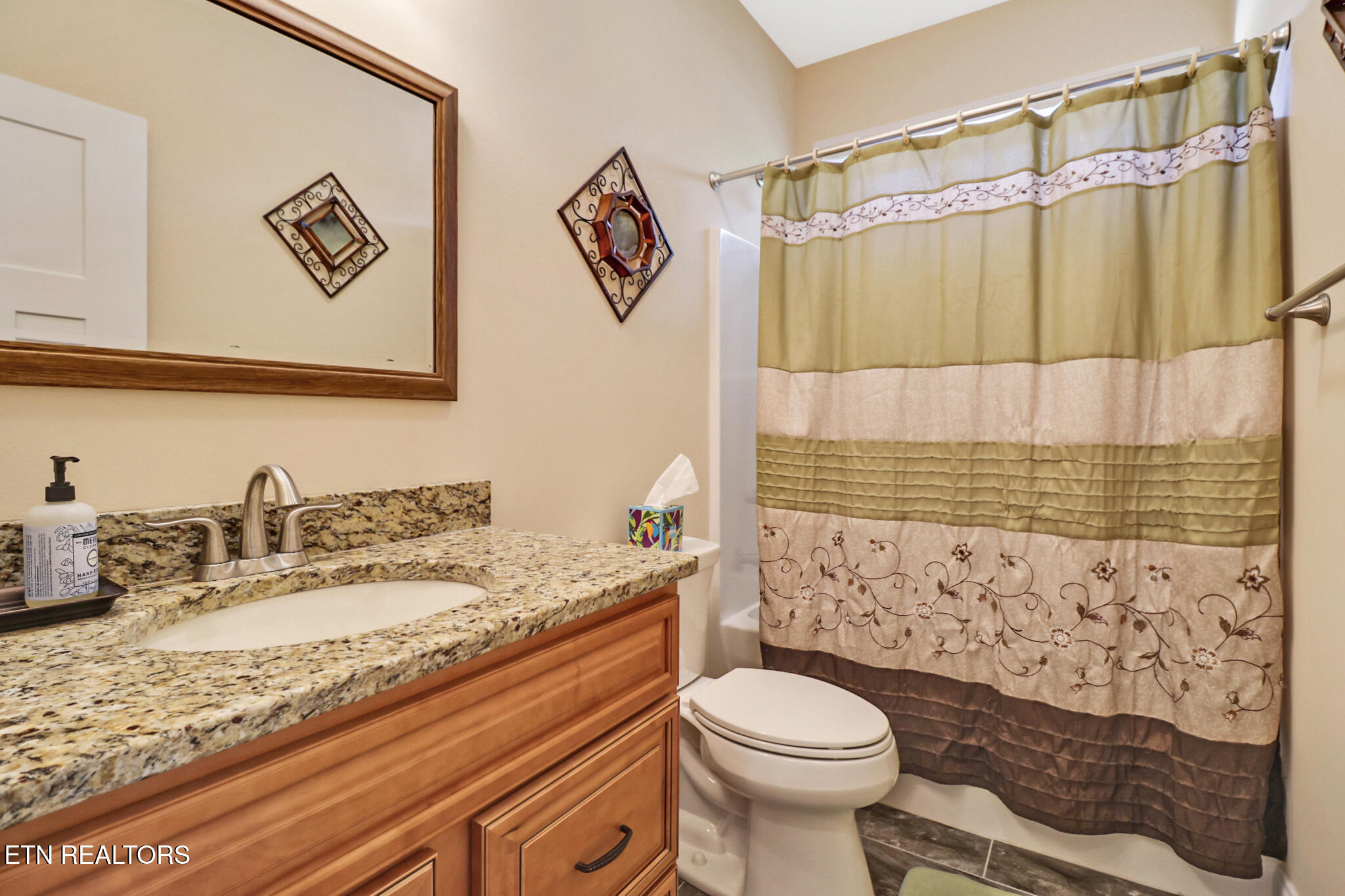 107 Charles Place Crossville TN 38558