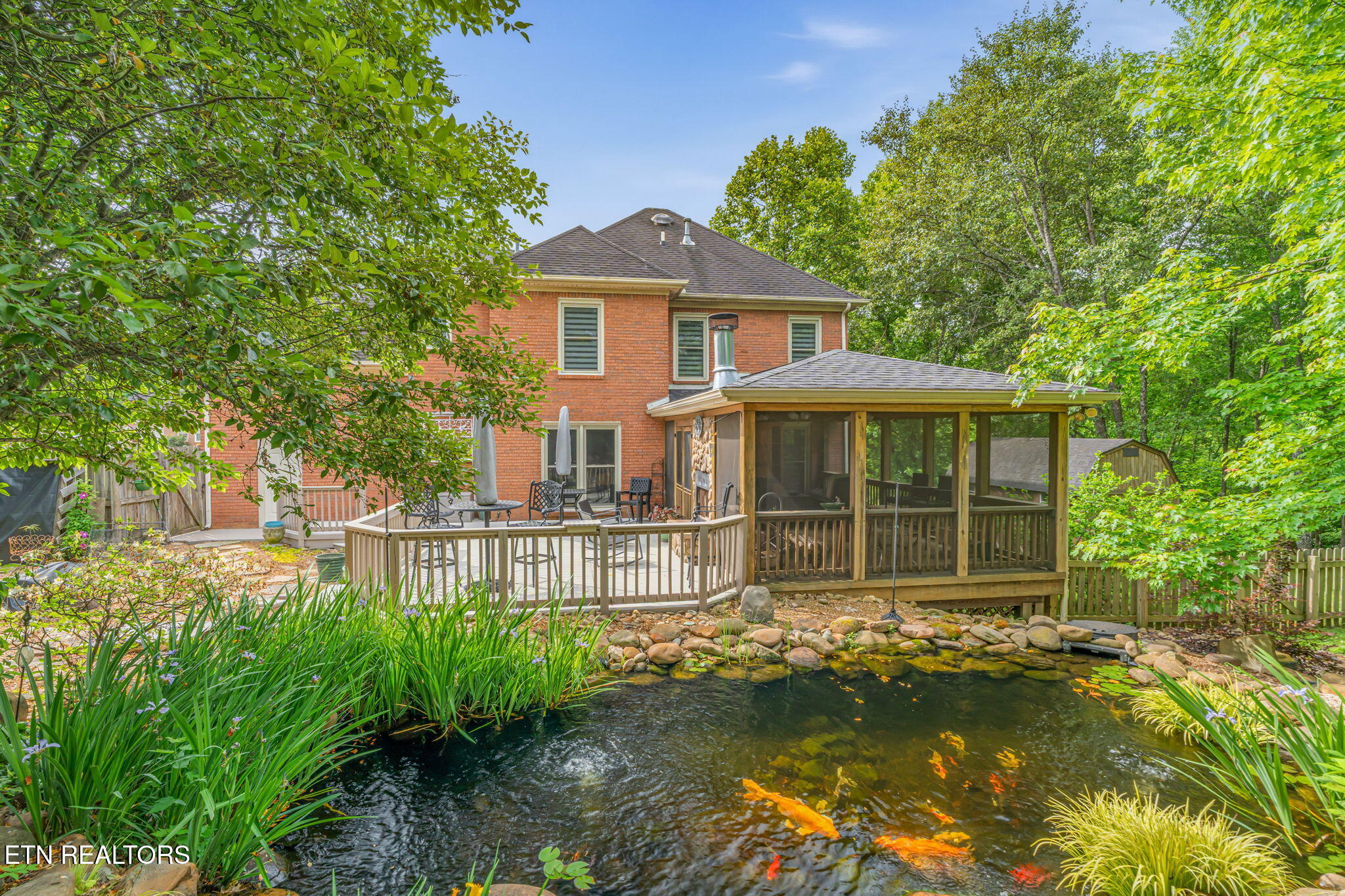 817 Tate Trotter Road Powell TN 37849
