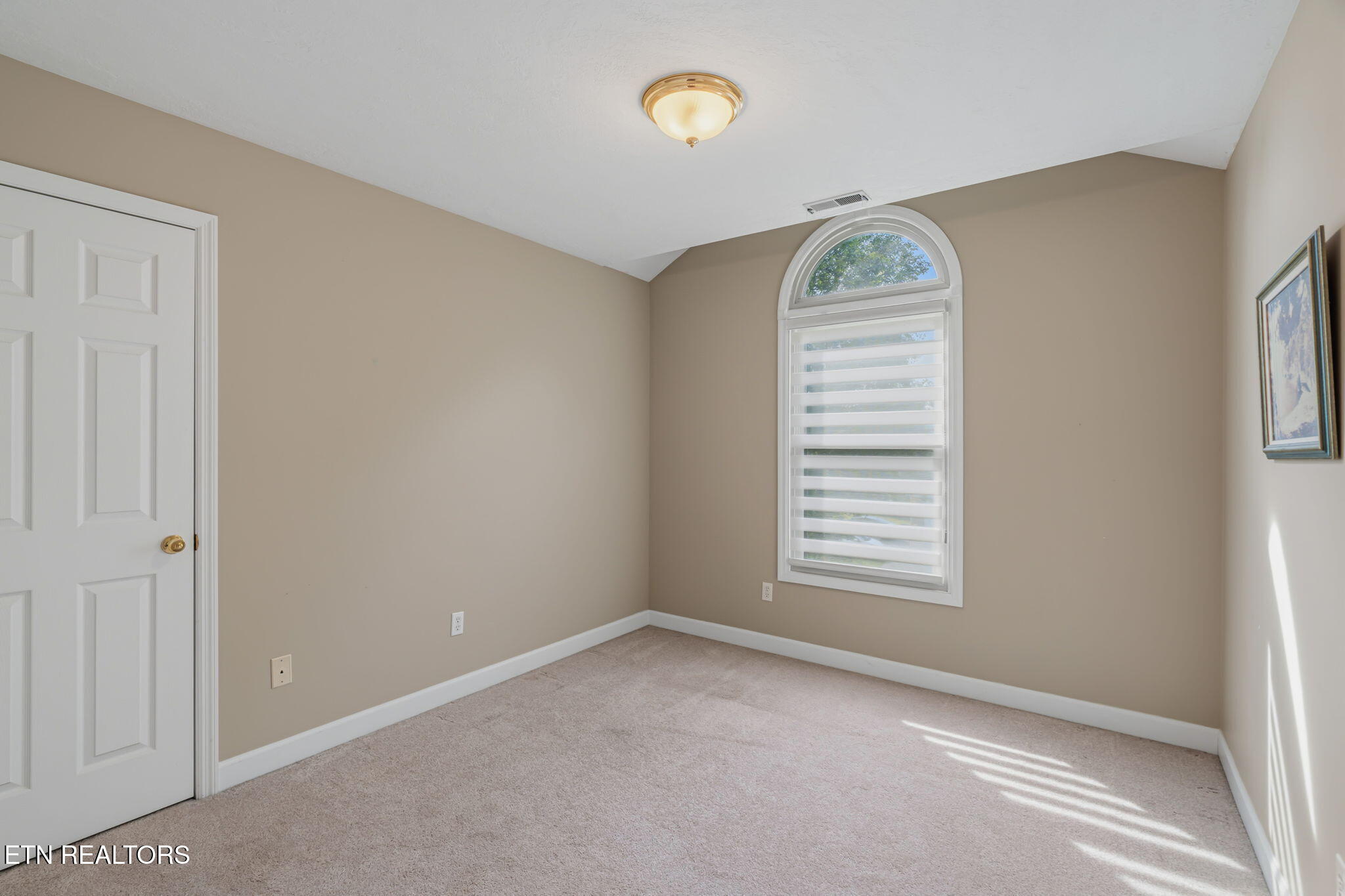 817 Tate Trotter Road Powell TN 37849