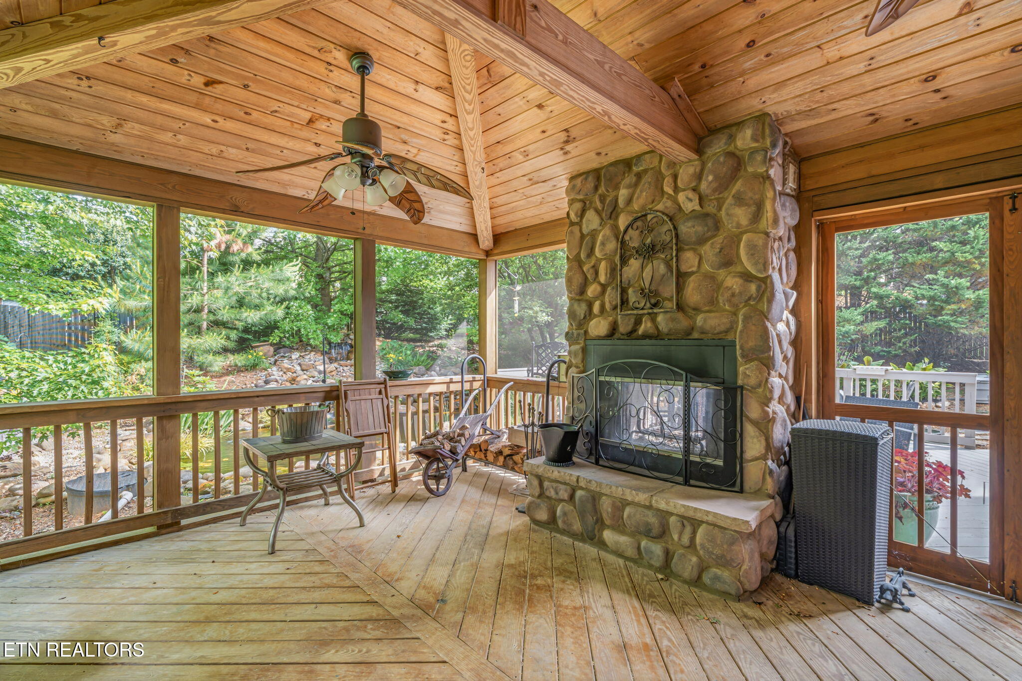 817 Tate Trotter Road Powell TN 37849
