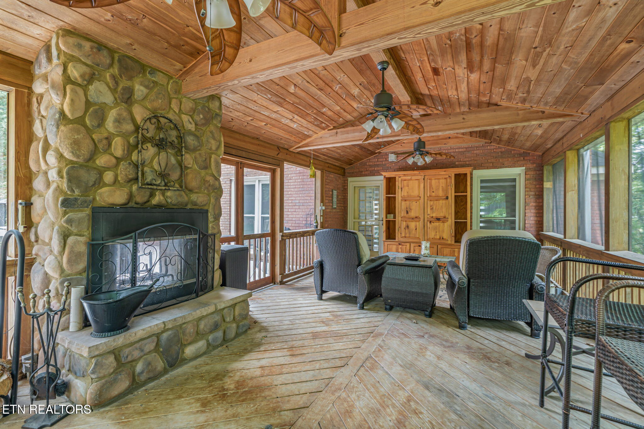 817 Tate Trotter Road Powell TN 37849