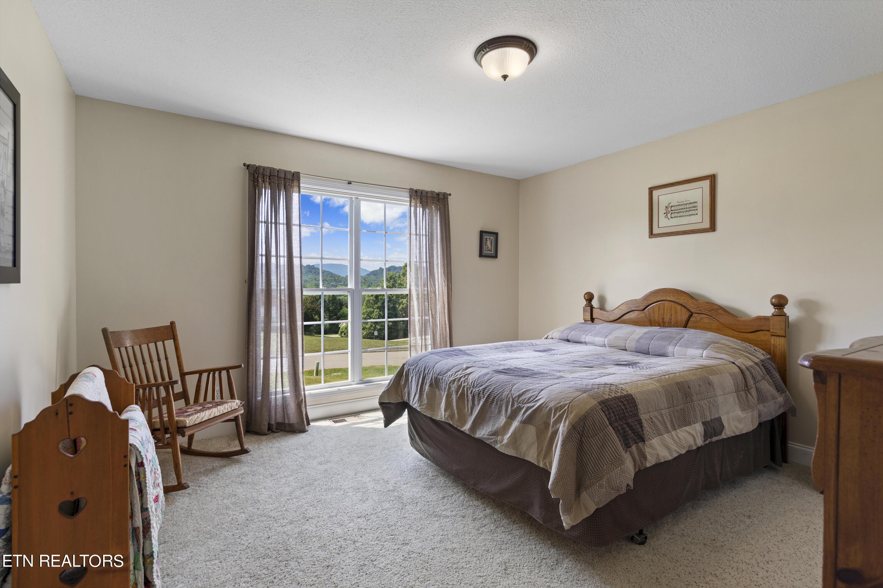 1304 Tomahawk Drive Maryville TN 37803