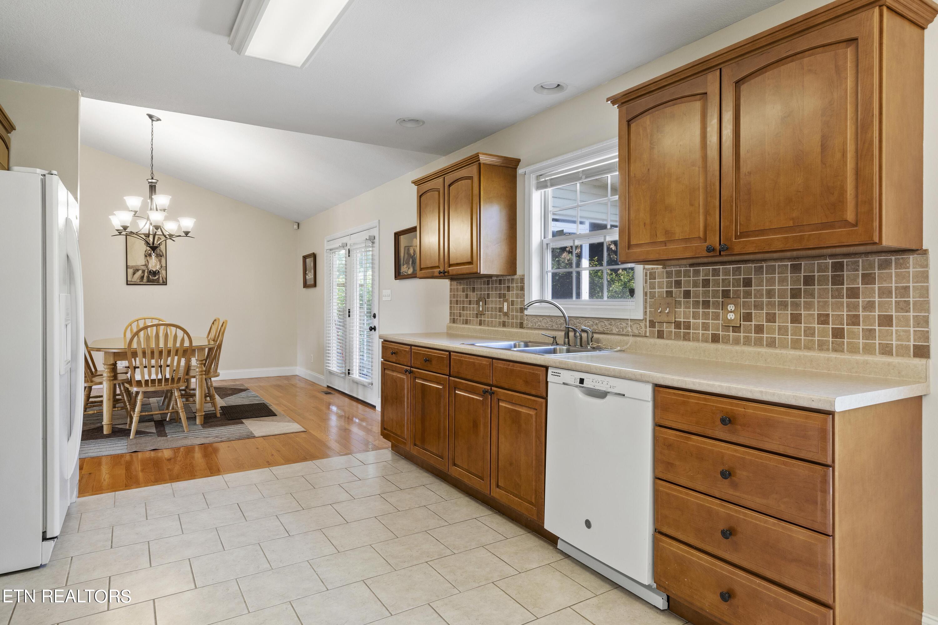 1304 Tomahawk Drive Maryville TN 37803