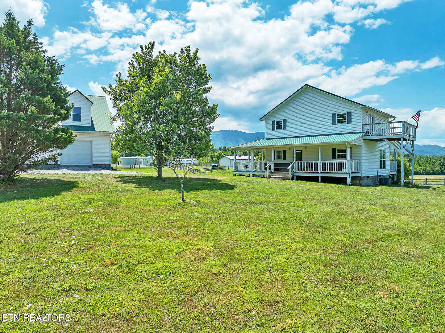 1565 Ellejoy Road Seymour TN 37865
