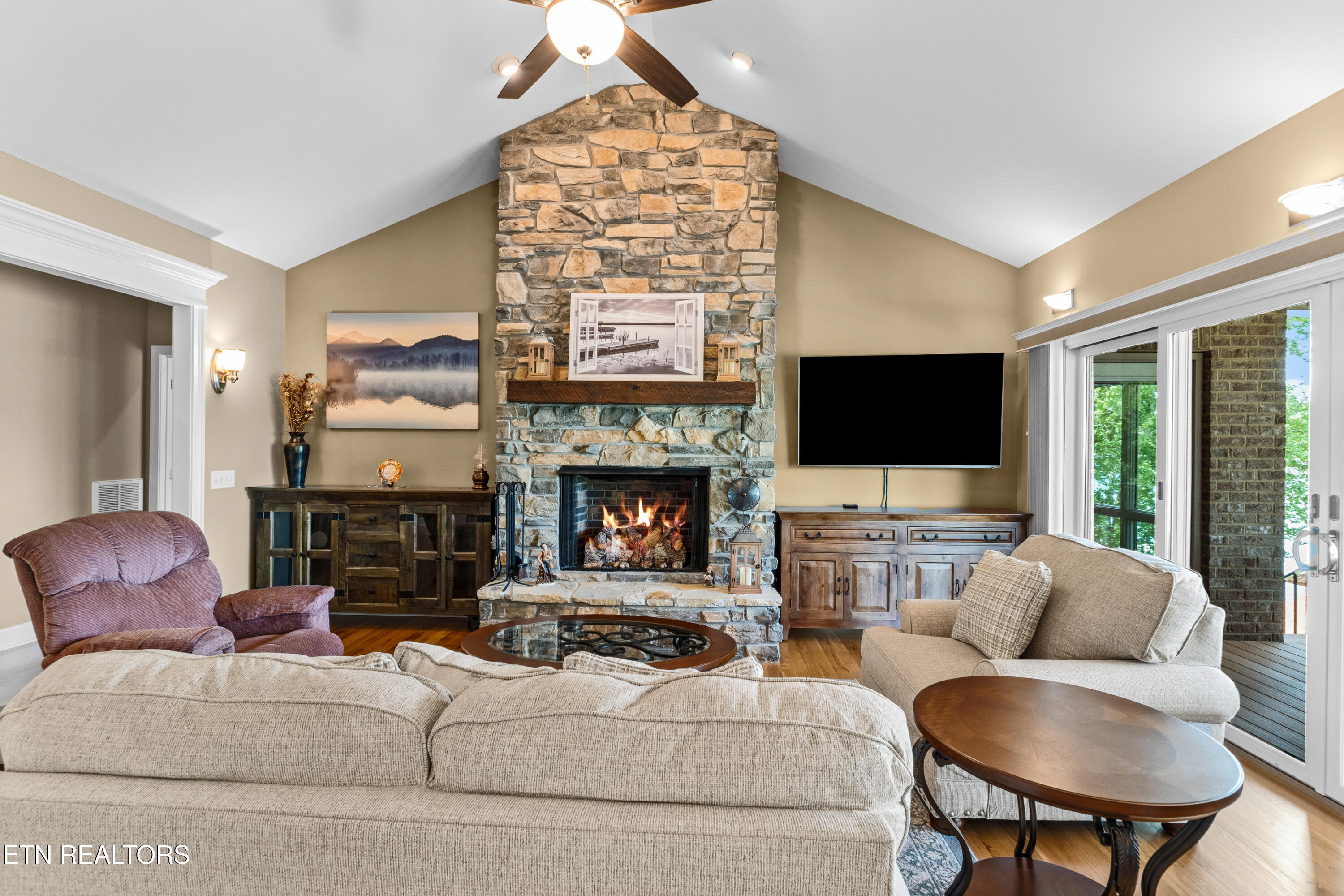 853 Collie Cove Court Friendsville TN 37737