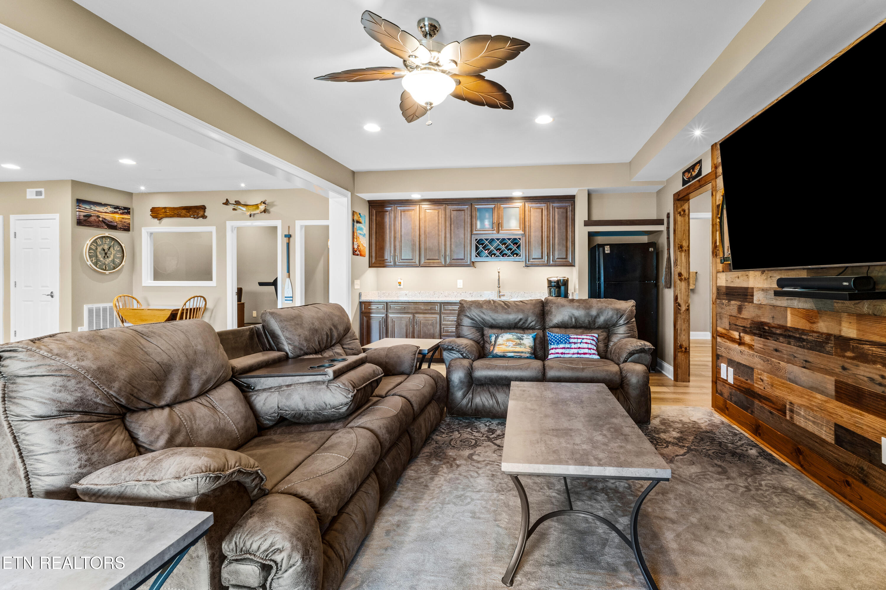 853 Collie Cove Court Friendsville TN 37737