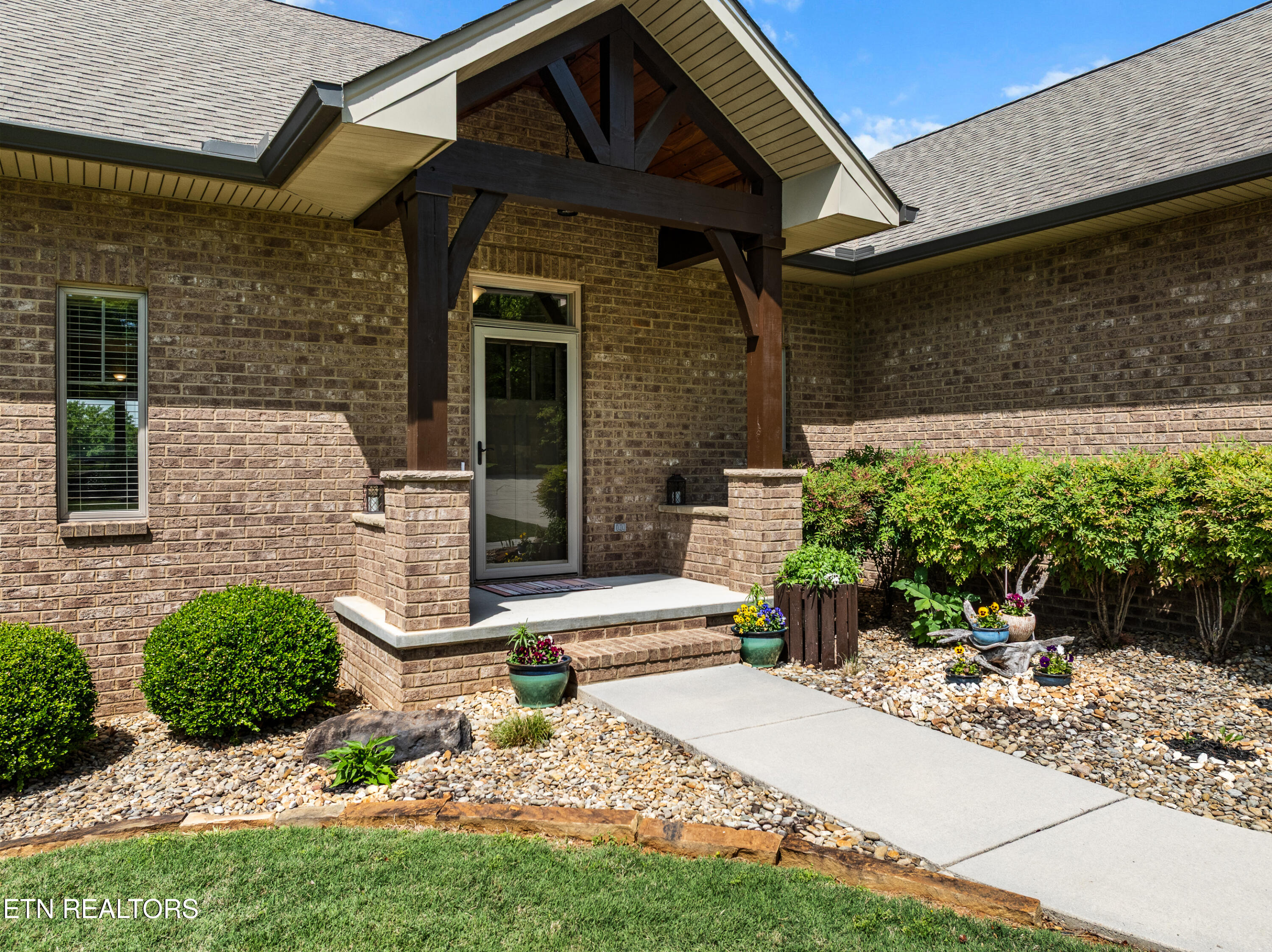853 Collie Cove Court Friendsville TN 37737