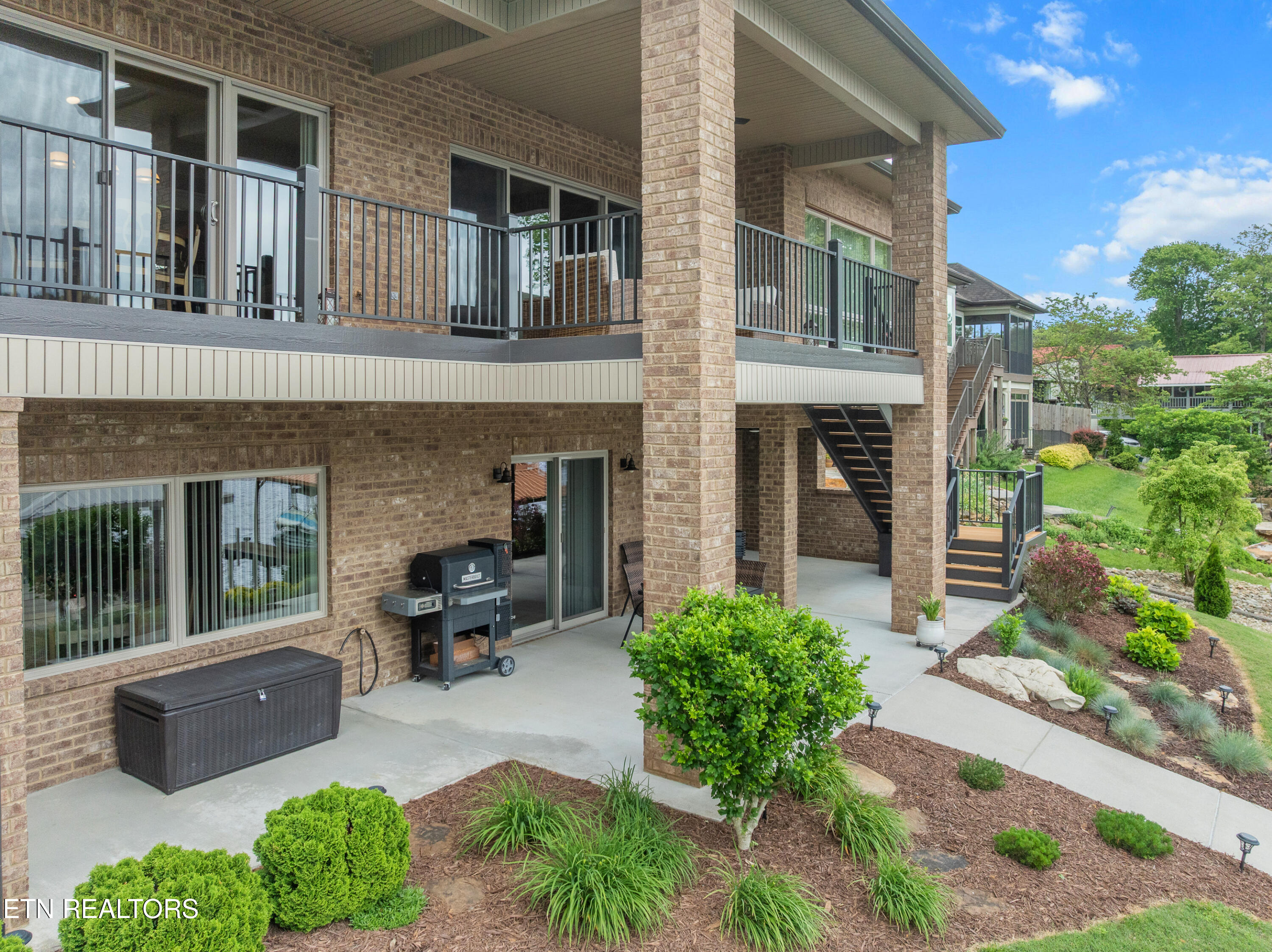 853 Collie Cove Court Friendsville TN 37737