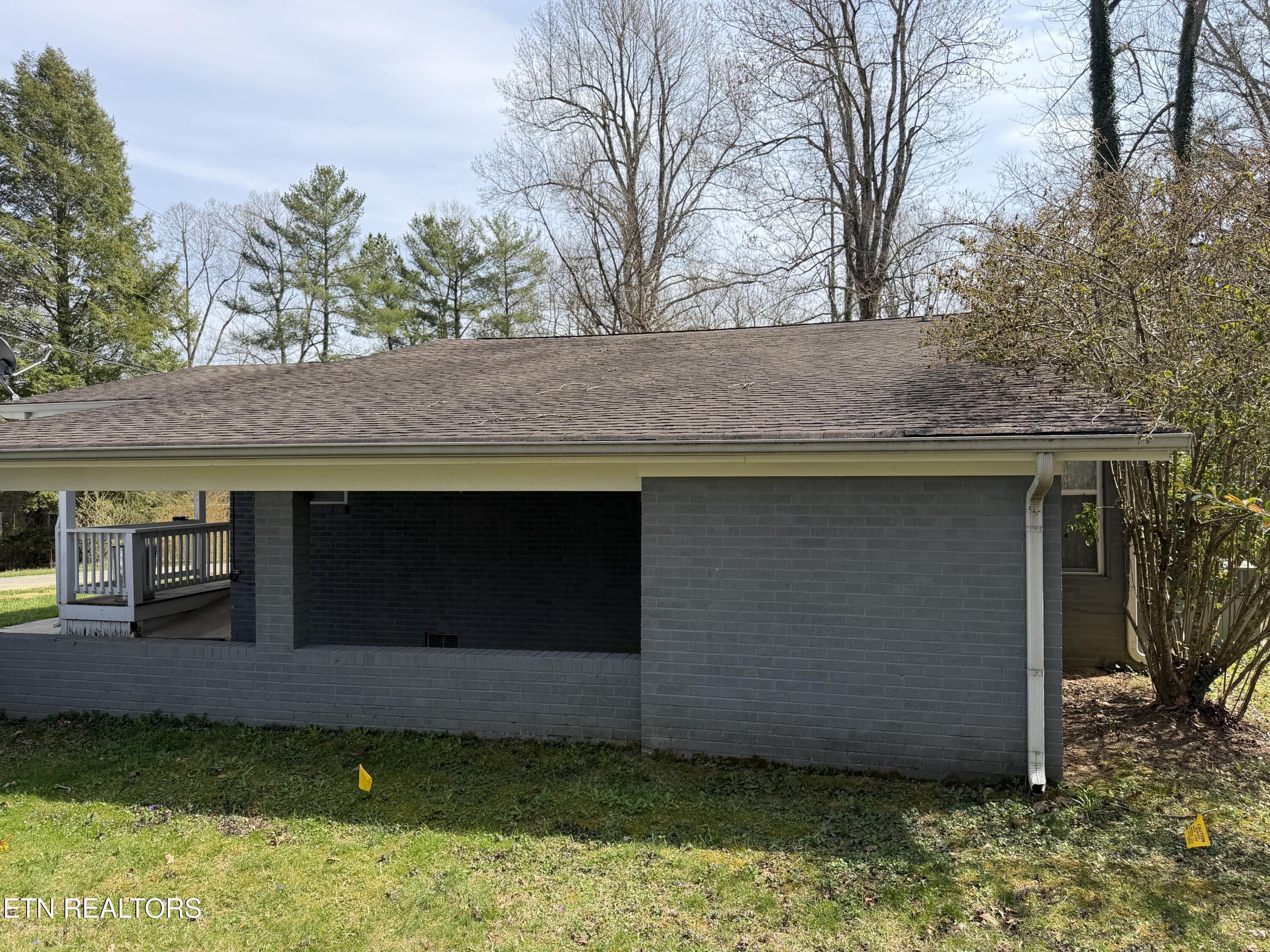 38 Oak Lane Sparta TN 38583