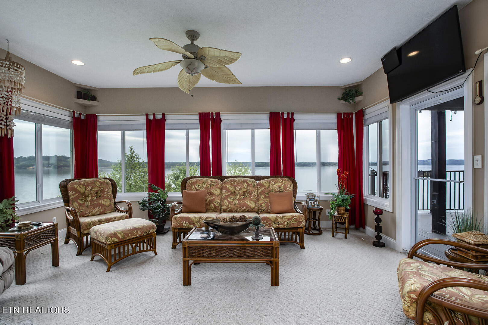 524 Bonne Vista Drive White Pine TN 37890