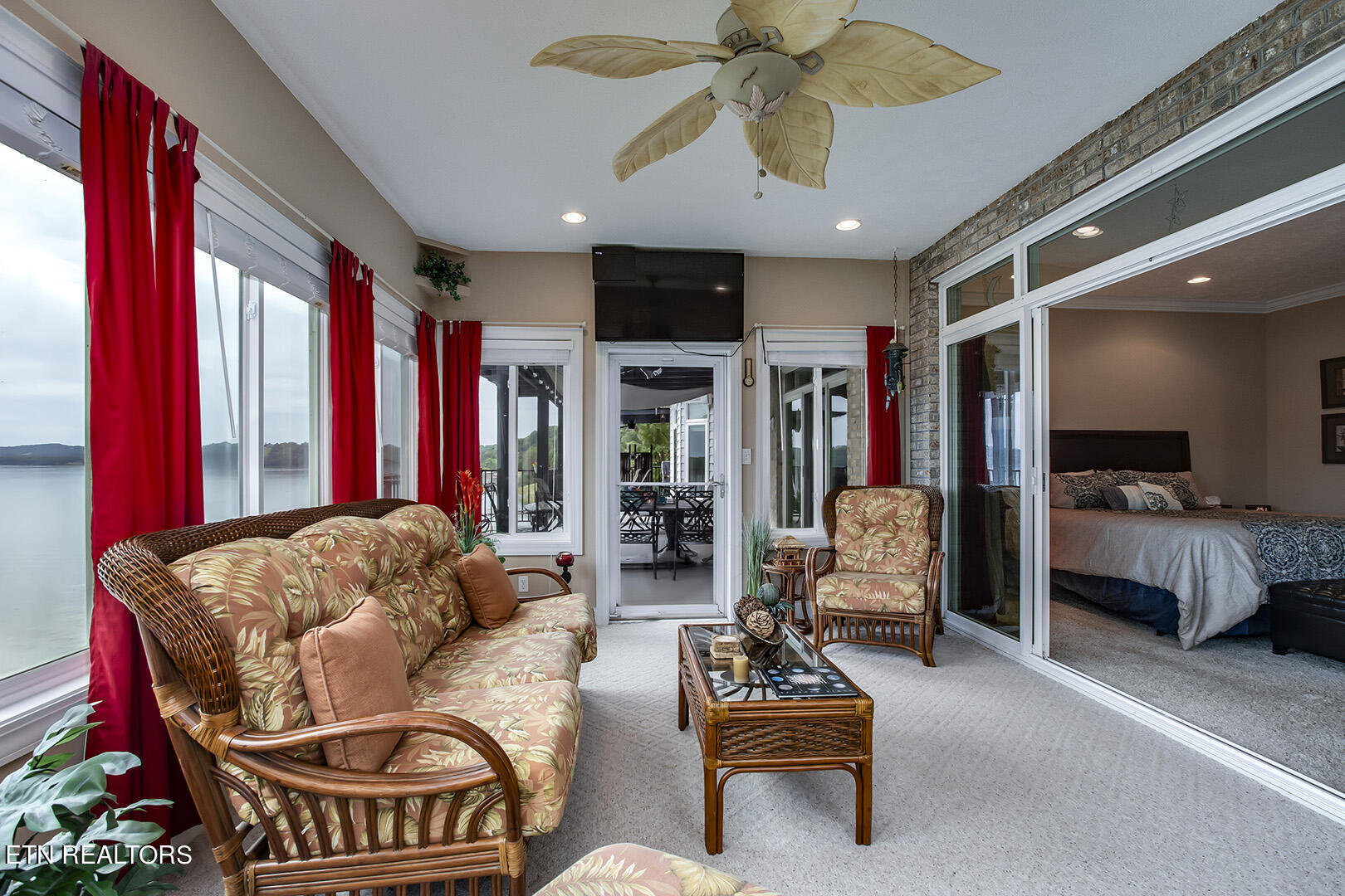 524 Bonne Vista Drive White Pine TN 37890