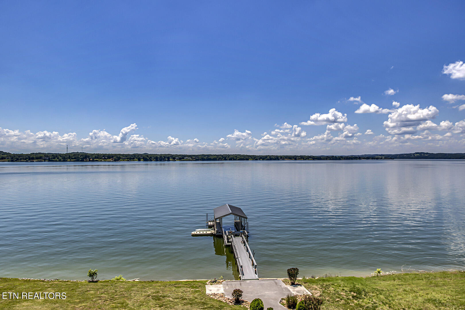 524 Bonne Vista Drive White Pine TN 37890