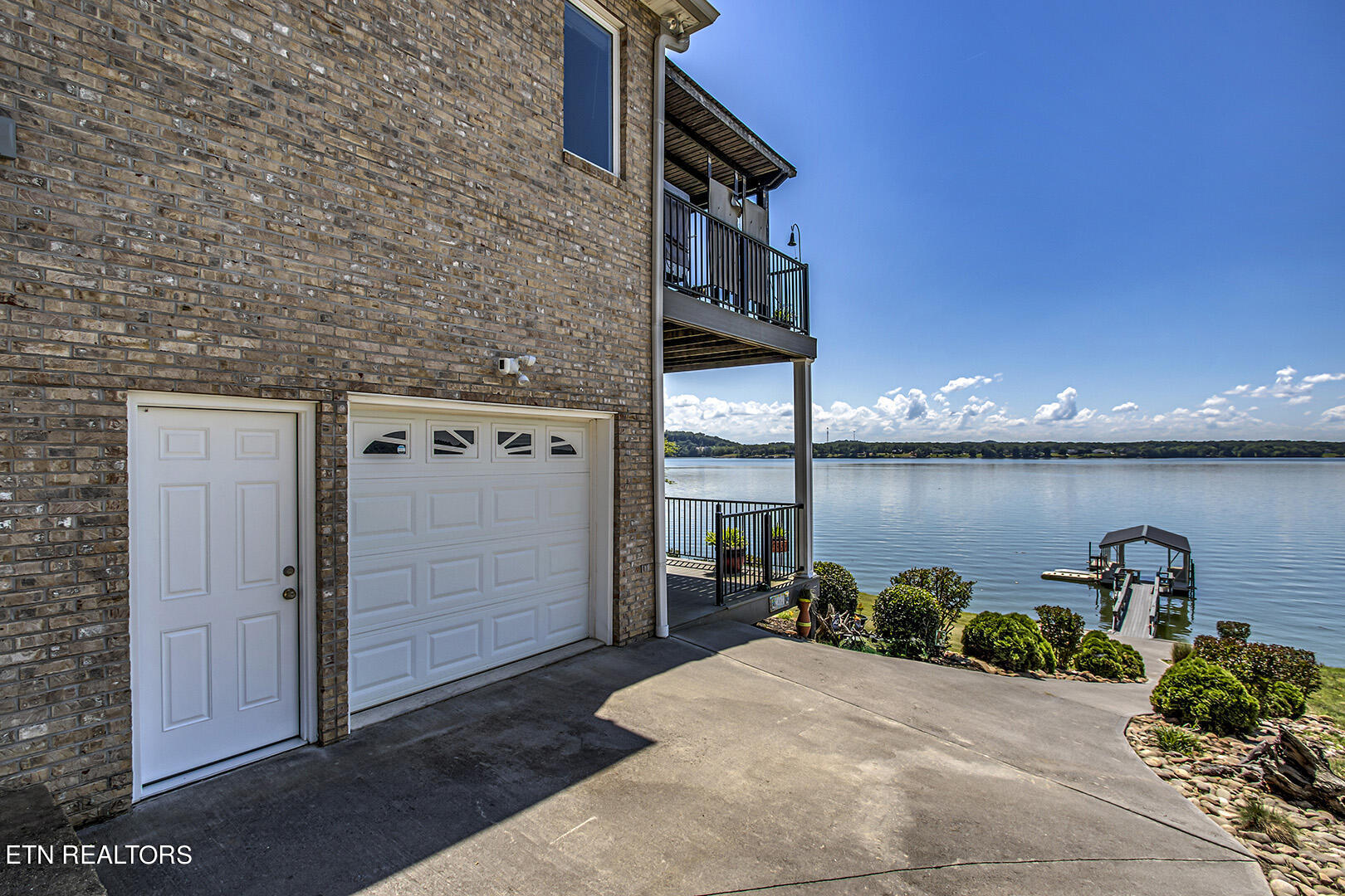 524 Bonne Vista Drive White Pine TN 37890