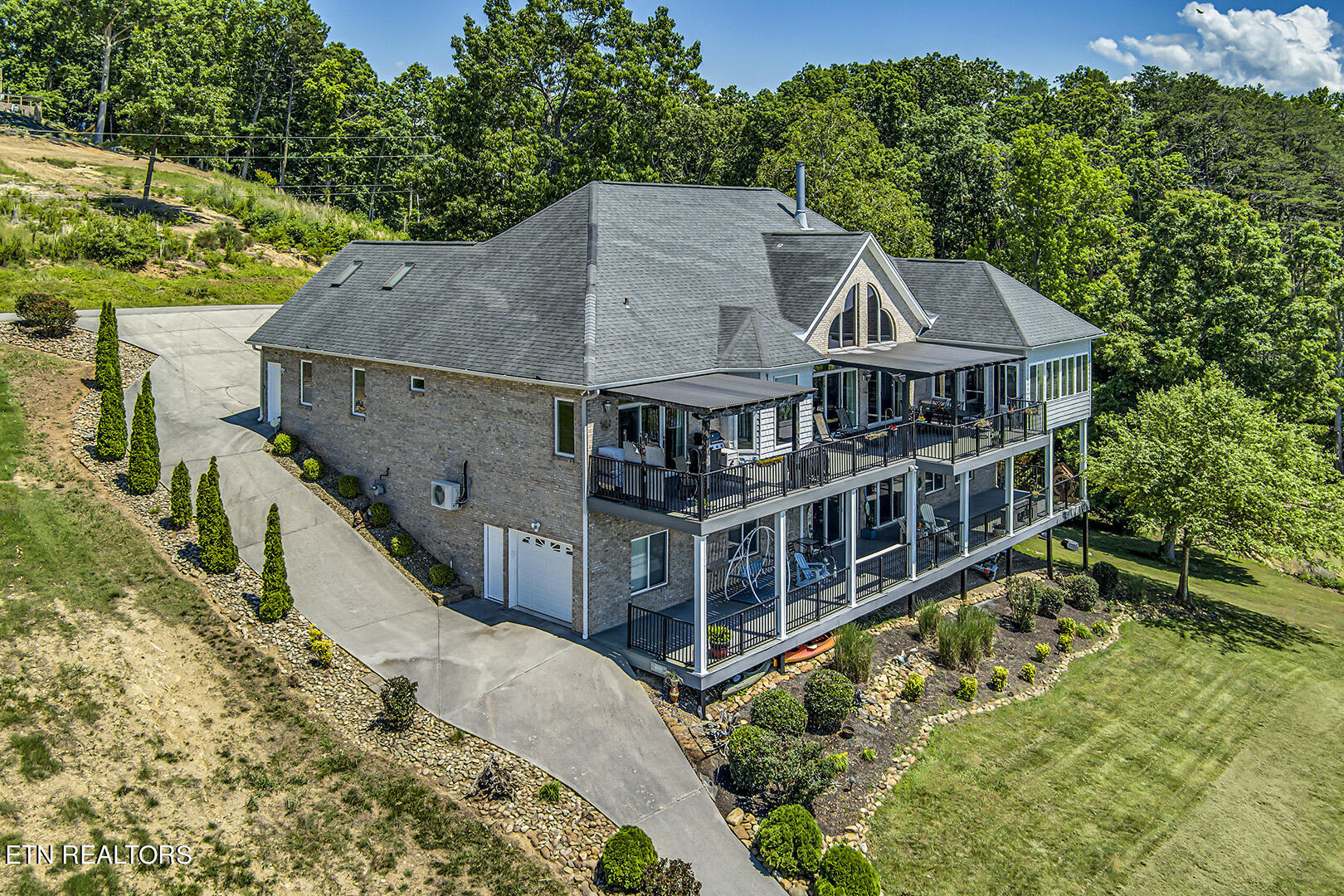 524 Bonne Vista Drive White Pine TN 37890