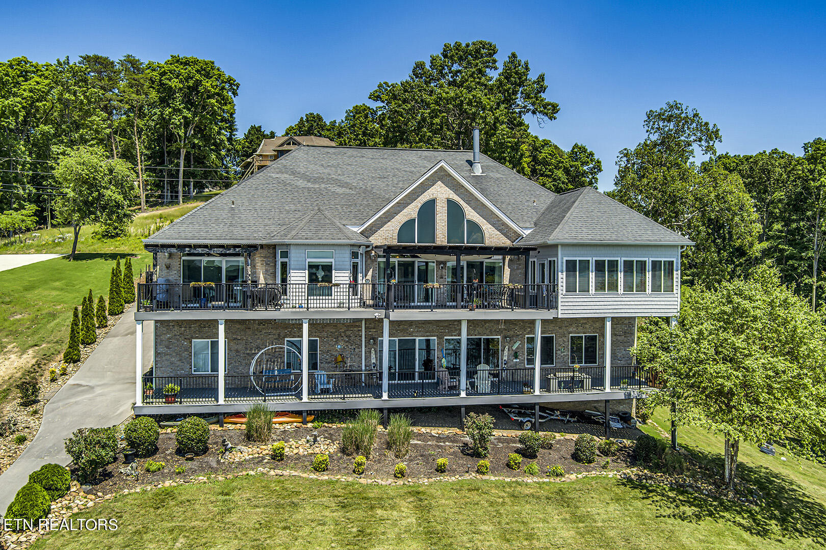524 Bonne Vista Drive White Pine TN 37890