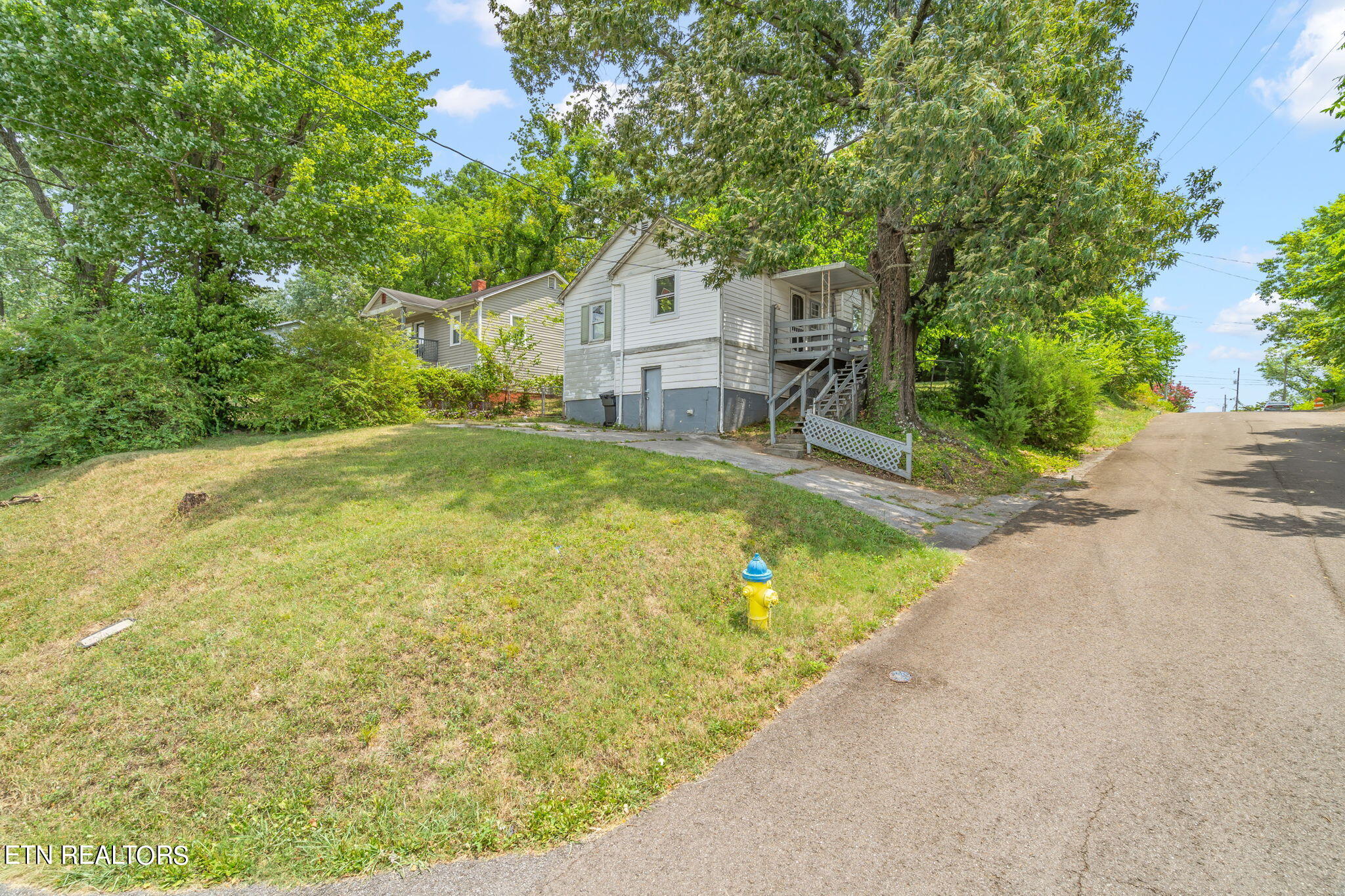 222 W Columbia Avenue Knoxville TN 37917
