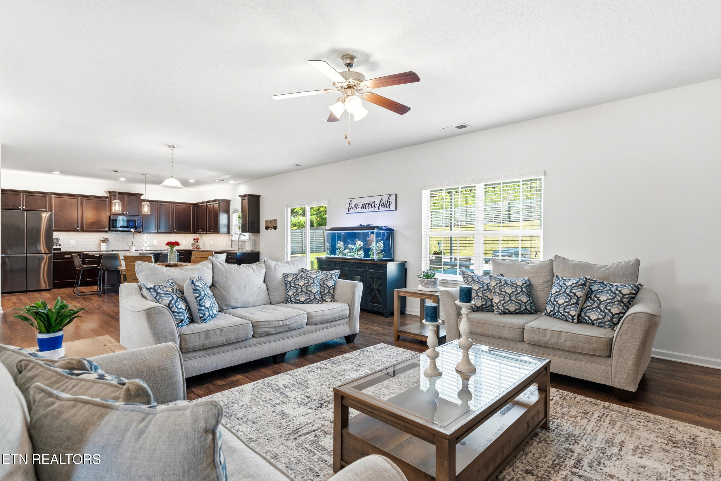 154 Gail Lane Lenoir City TN 37772
