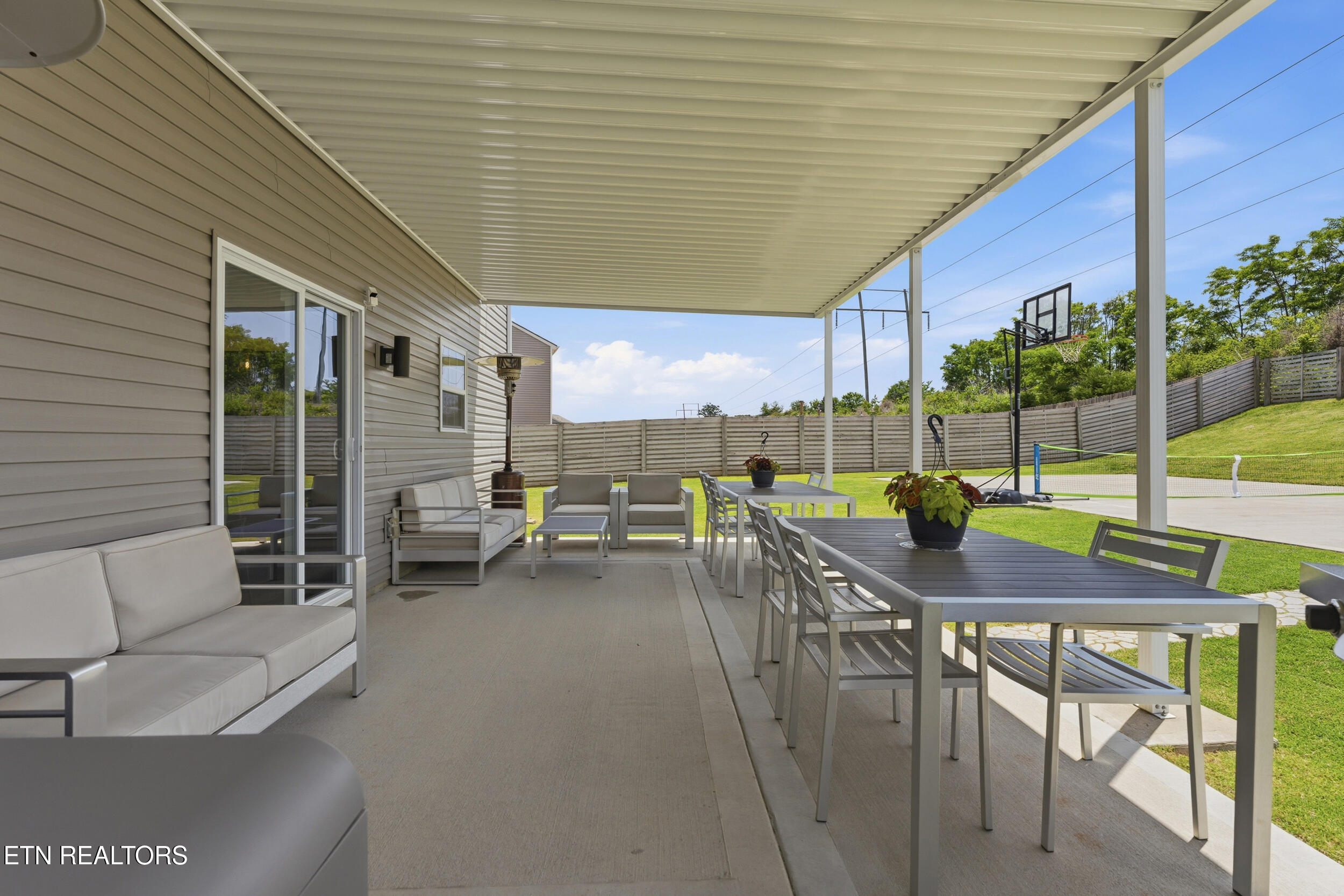 154 Gail Lane Lenoir City TN 37772