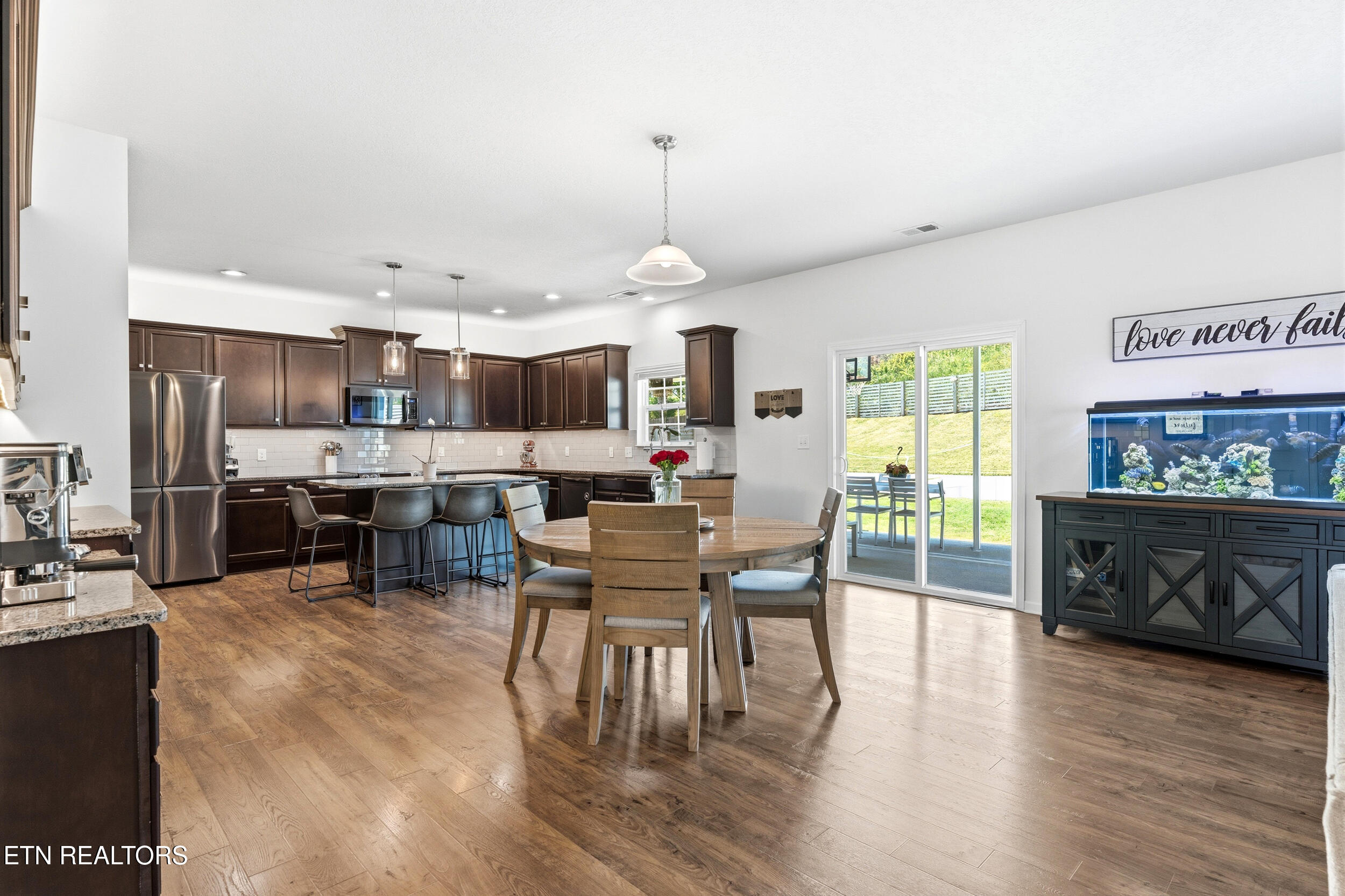 154 Gail Lane Lenoir City TN 37772