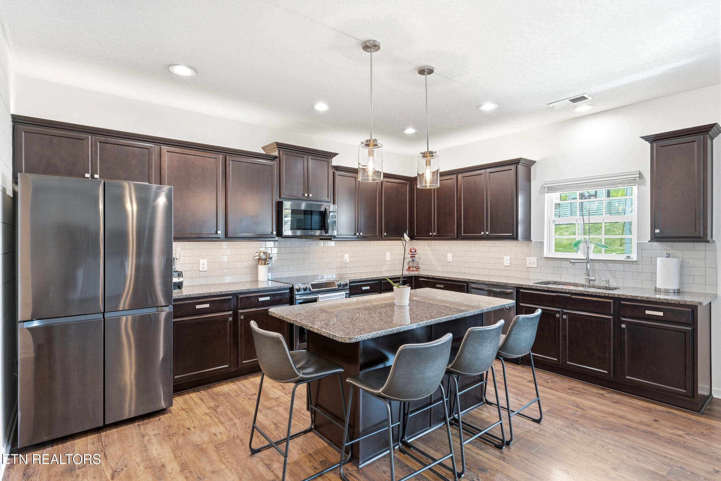 154 Gail Lane Lenoir City TN 37772