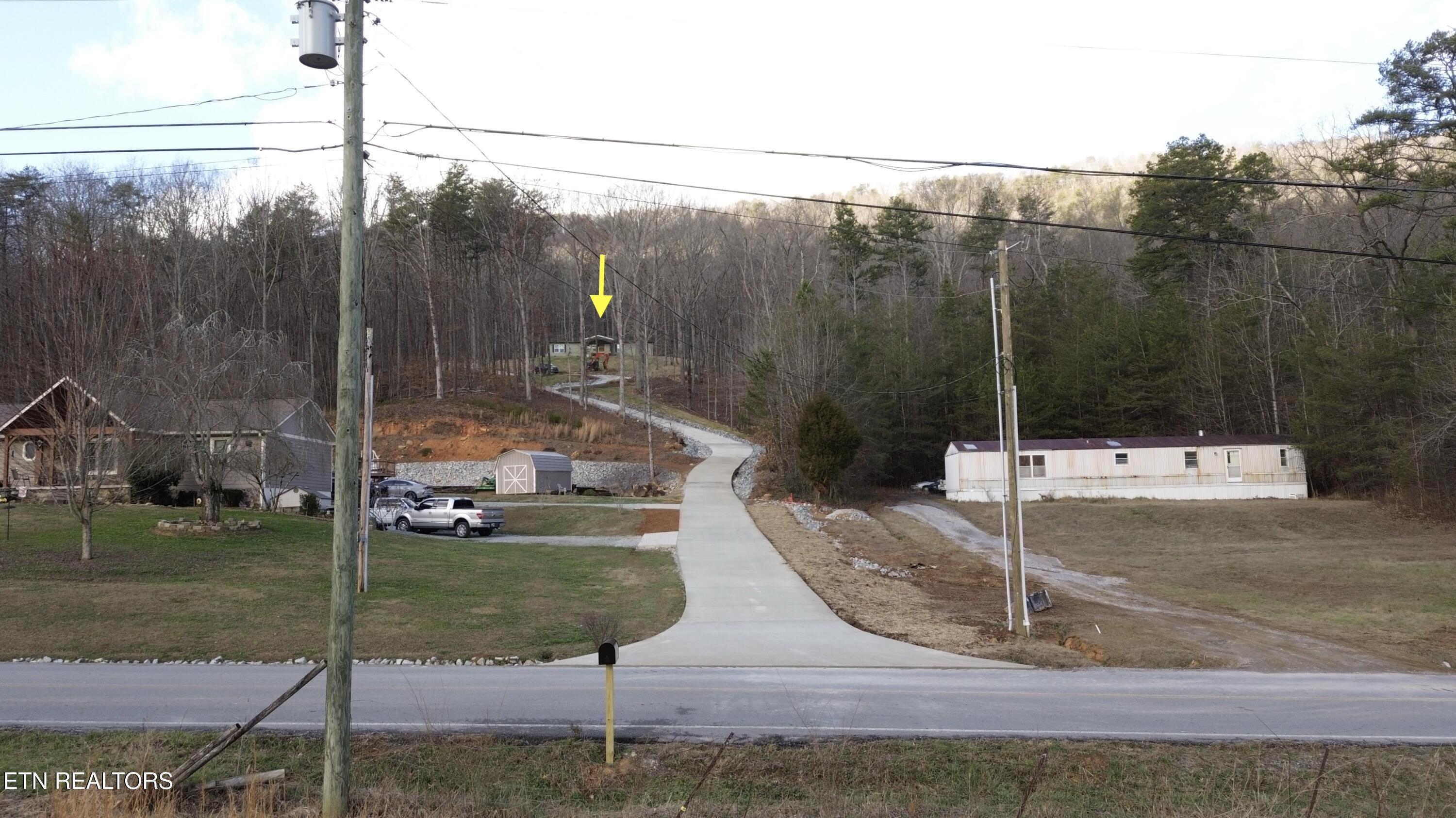 6435 Back Valley Road Evensville TN 37332