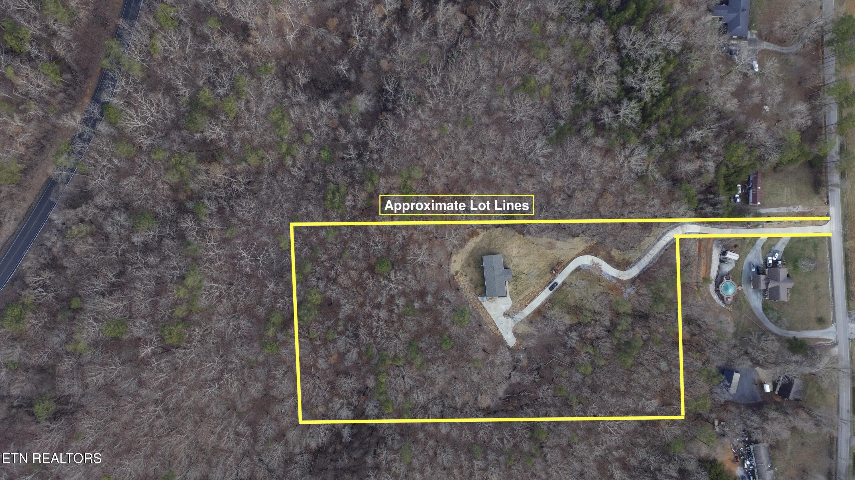 6435 Back Valley Road Evensville TN 37332