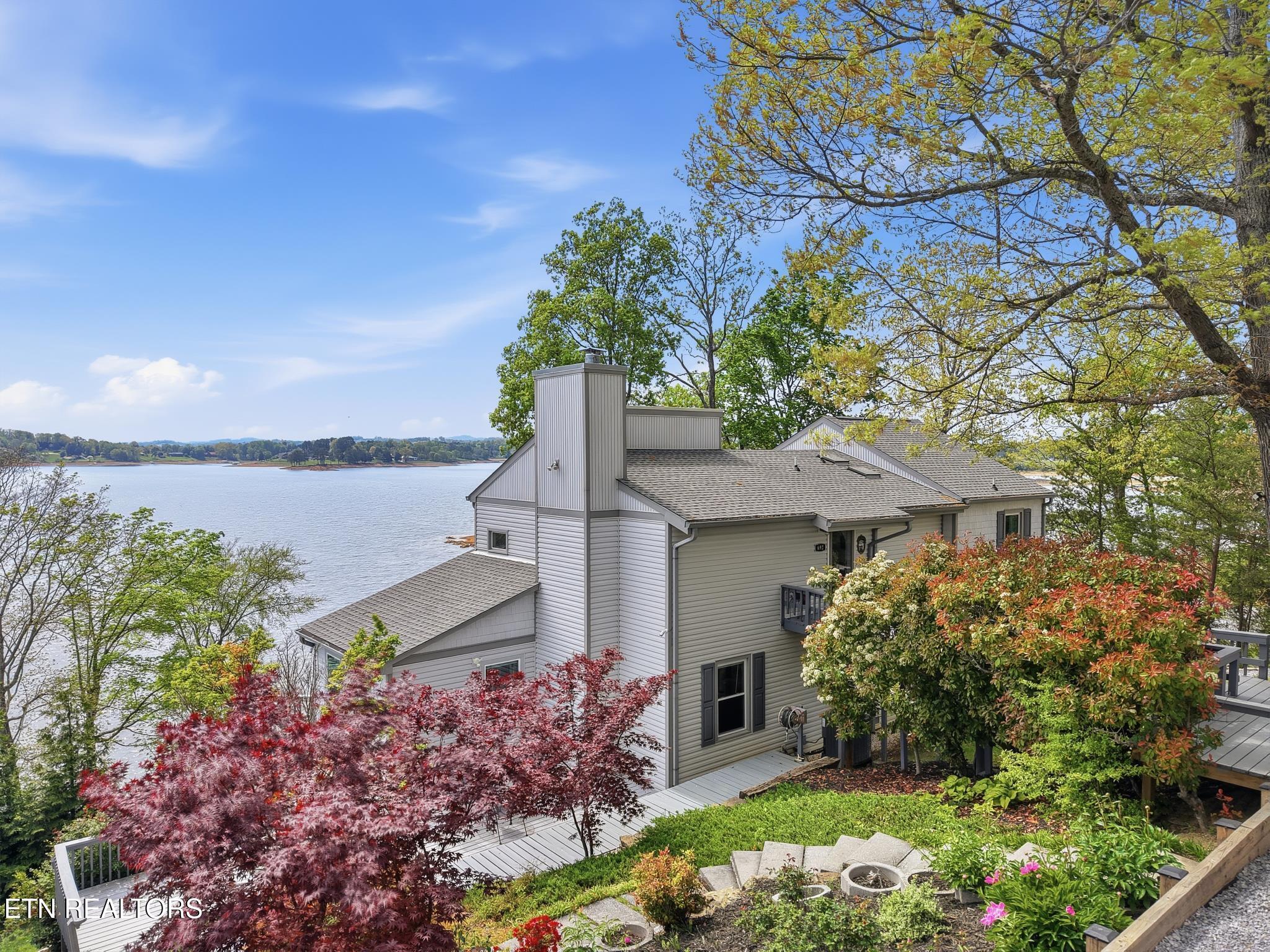 692 Turtle Pointe Road Bean Station TN 37708